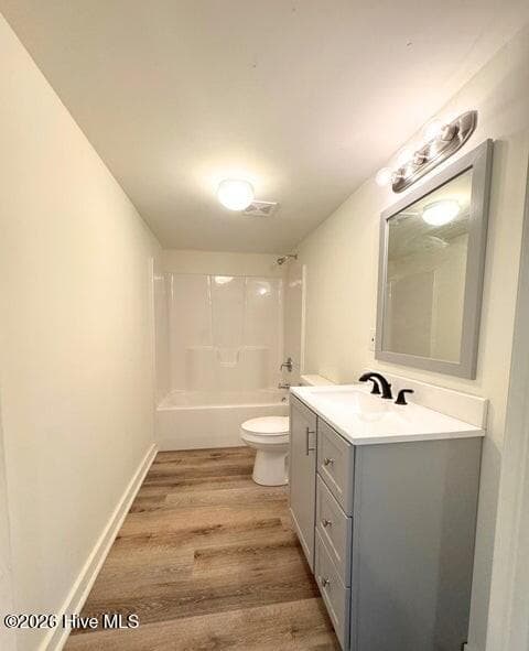 photos taken before property was tenant occupied - 231 & 233 Hc Powers Road, Wallace, NC 28466