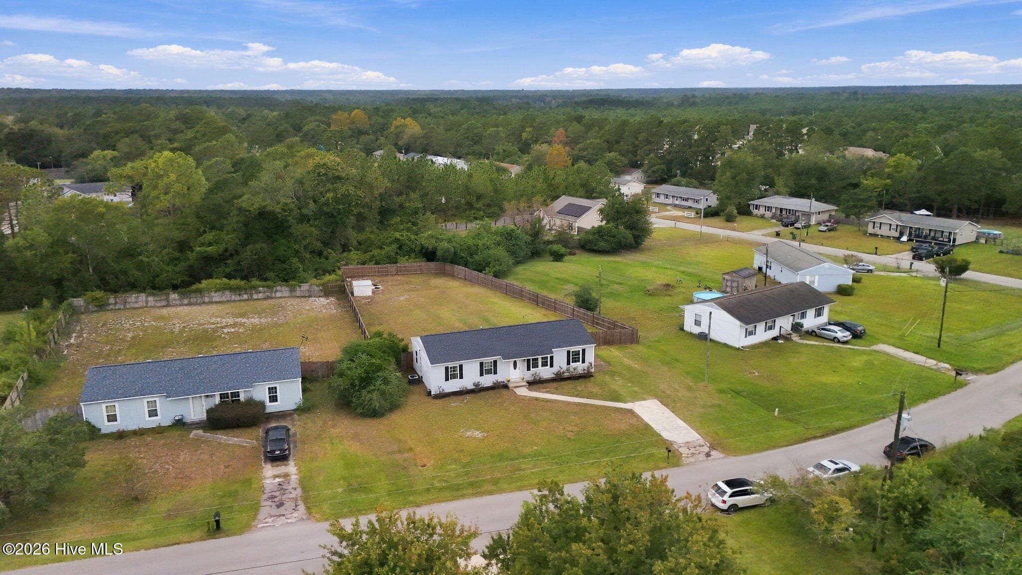 Single Family Residence at 77 Crown Point Road, Hubert, NC 28539, photo 2 of 41