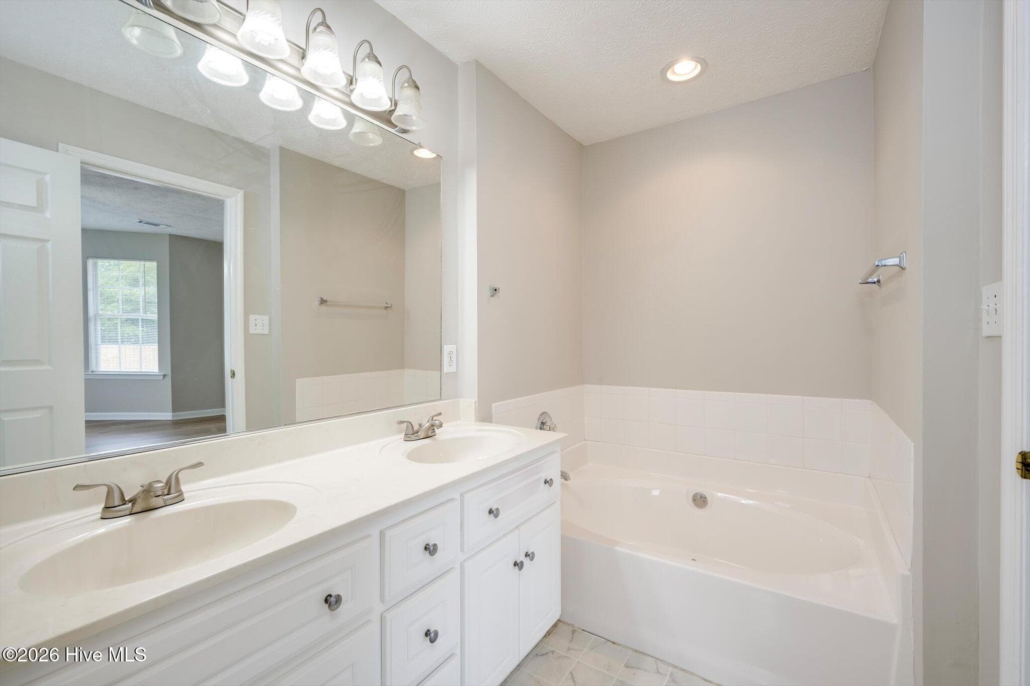 Primary Bathroom - 166 Eagle Lake Road, North Augusta, SC 29841