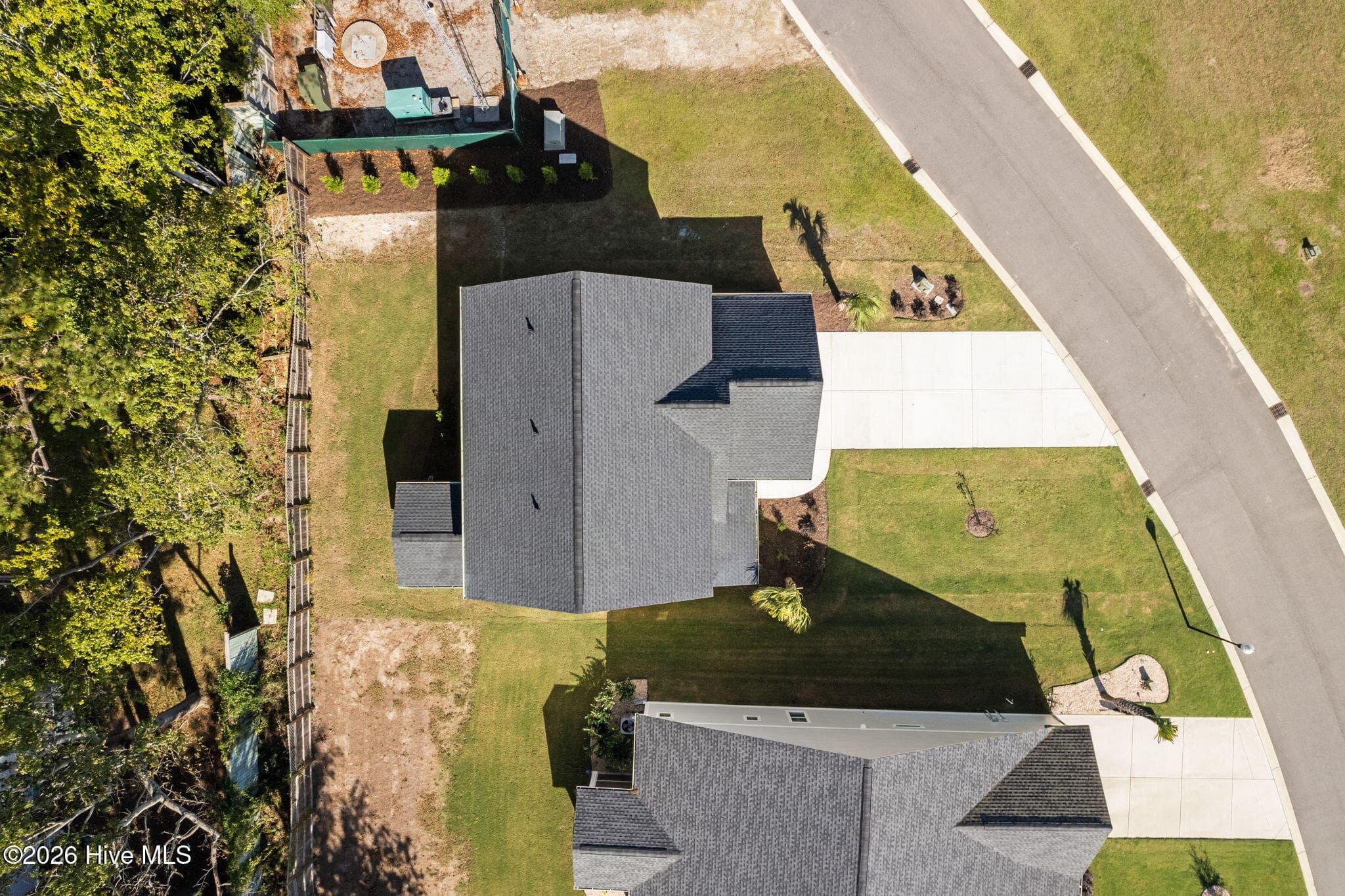 Single Family Residence at 2027 Greenside Manor Drive SW, Ocean Isle Beach, NC 28469, photo 17 of 81