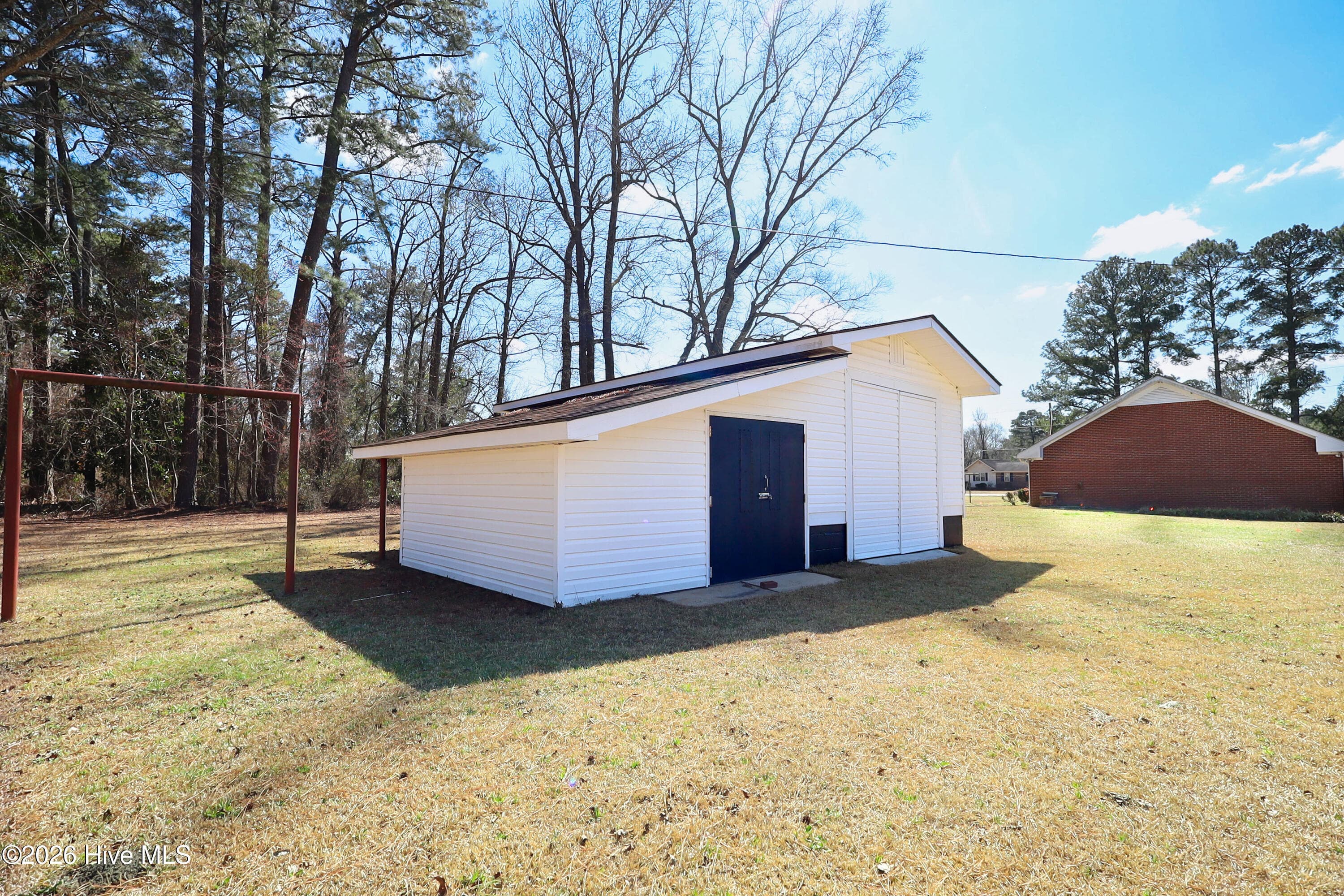 Single Family Residence at 580 Koonce Fork Road, Richlands, NC 28574, photo 53 of 59