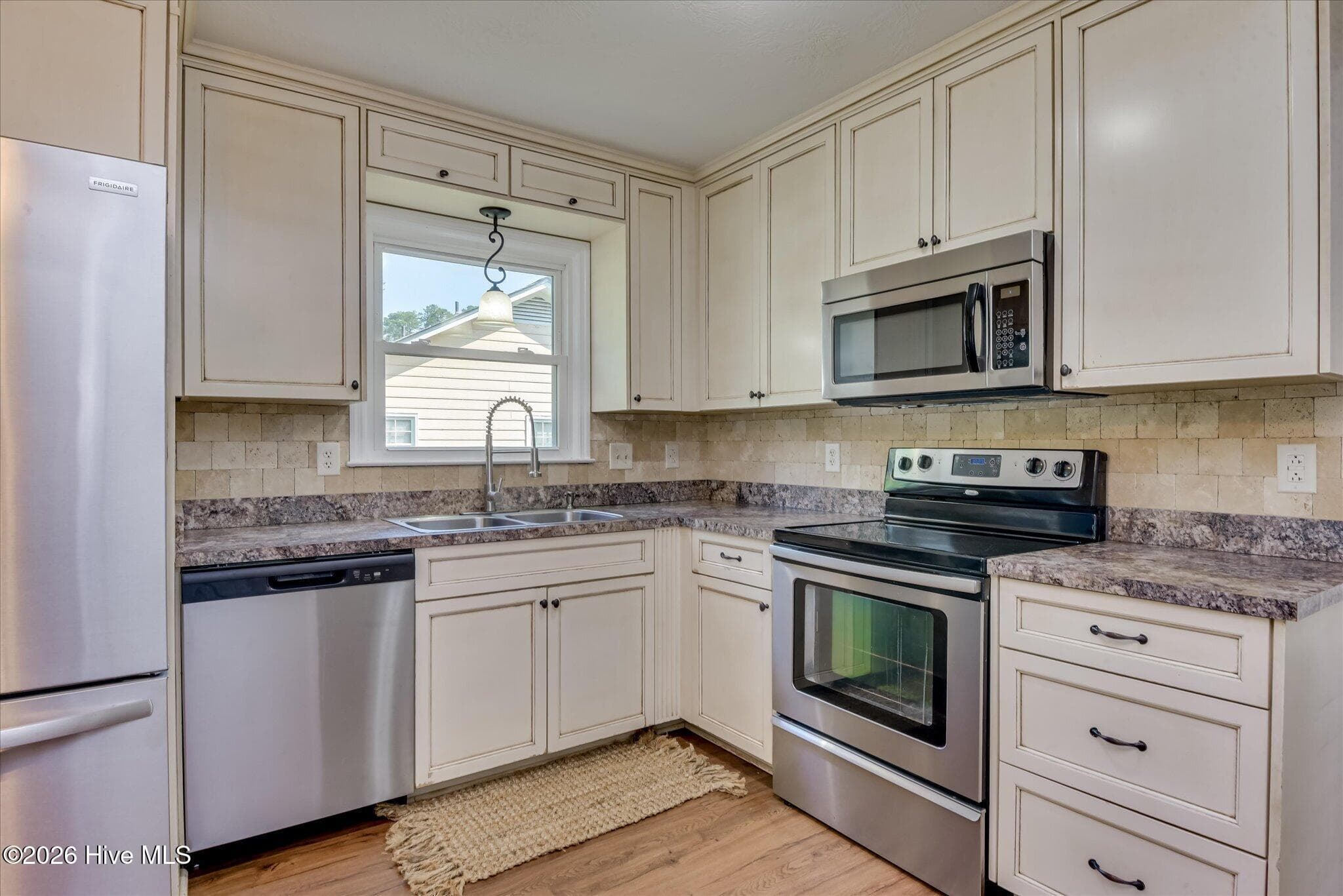 Single Family Residence at 666 Kemper Drive, Evans, GA 30809, photo 18 of 47