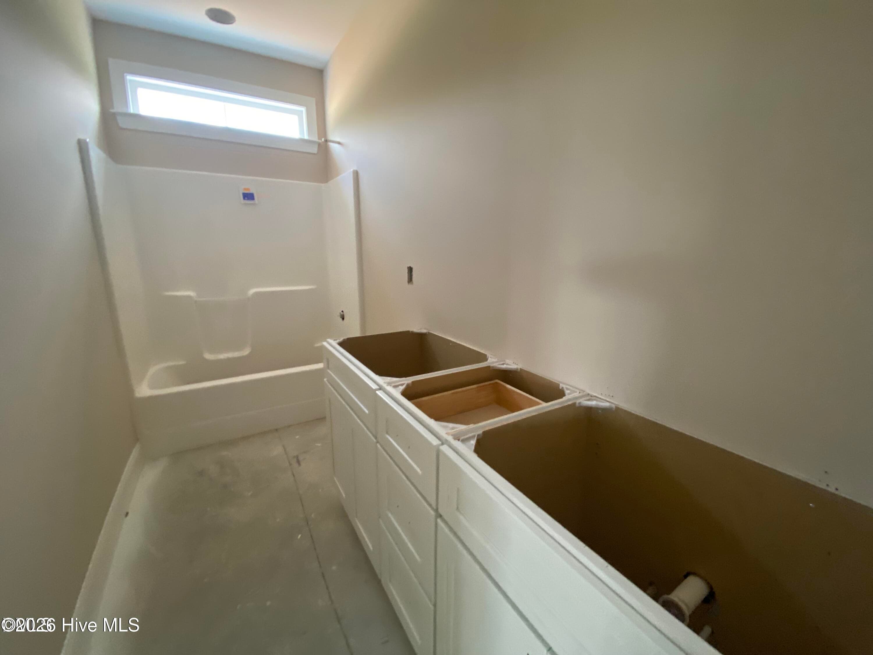 Single Family Residence at 9643 Hinnant-Edgerton Road, Kenly, NC 27542, photo 5 of 8