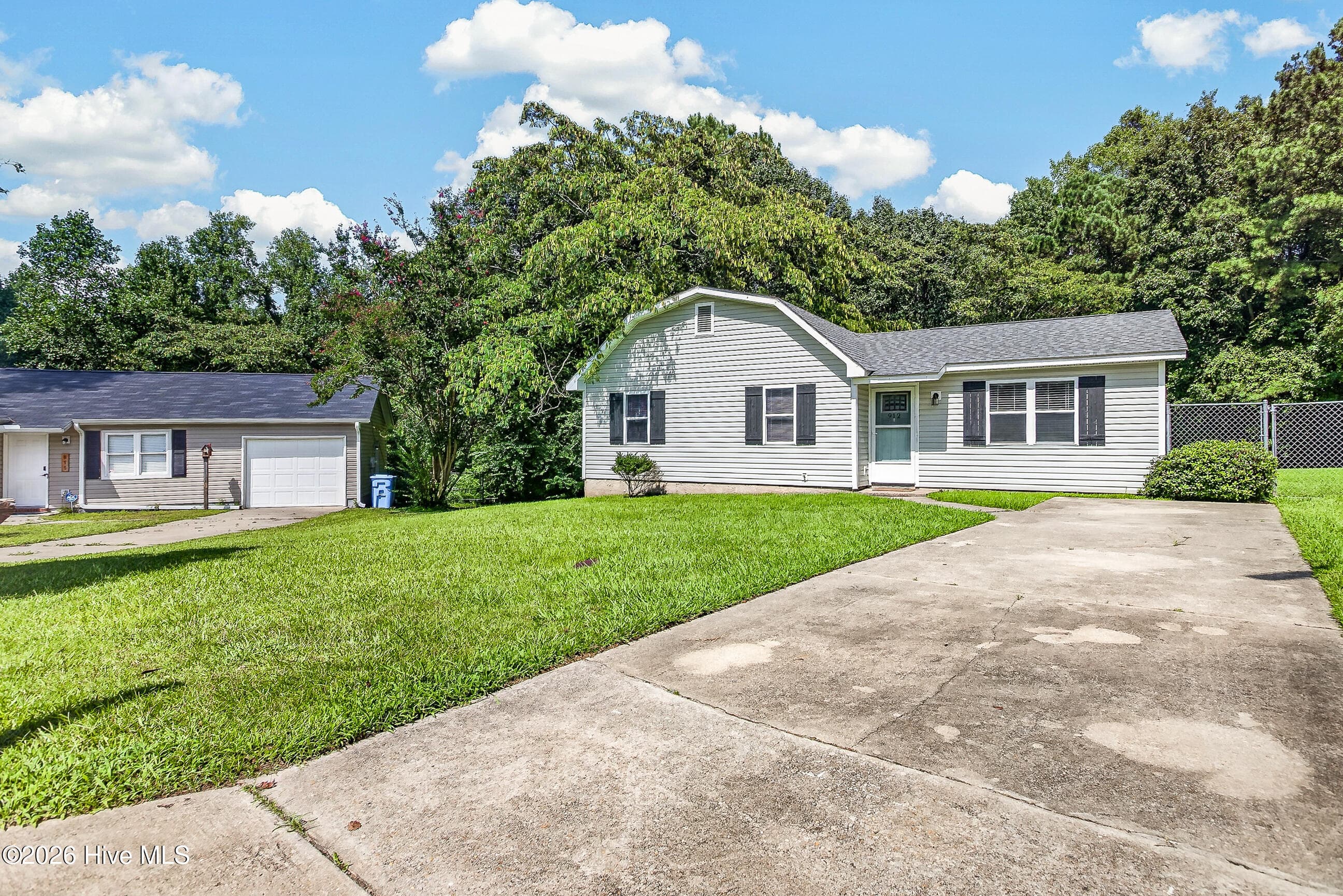 Single Family Residence at 912 Laurel Lane, Jacksonville, NC 28546, photo 29 of 35