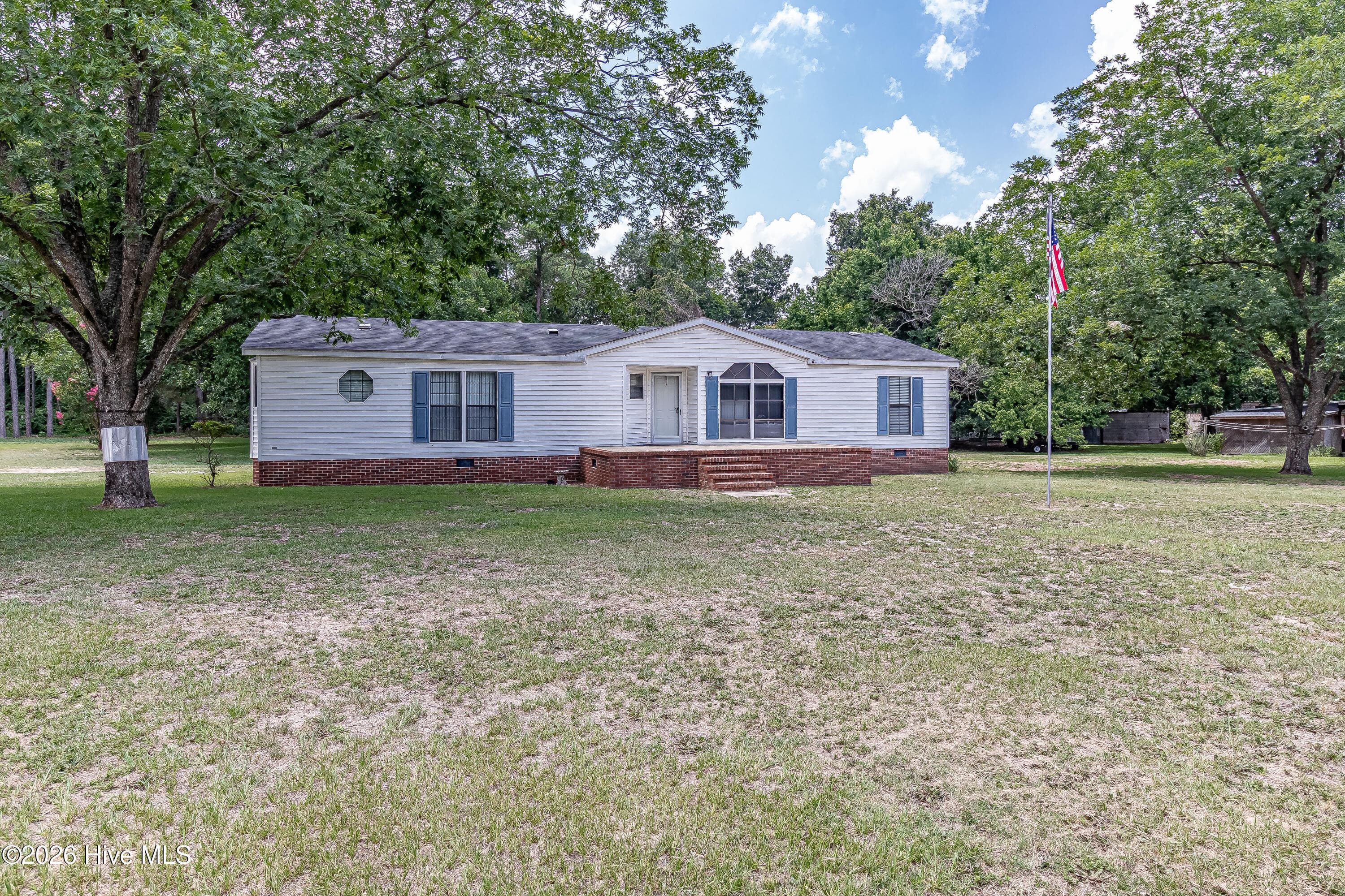 Manufactured Home at 389 Black Jack Church Road, Goldsboro, NC 27530, photo 3 of 33