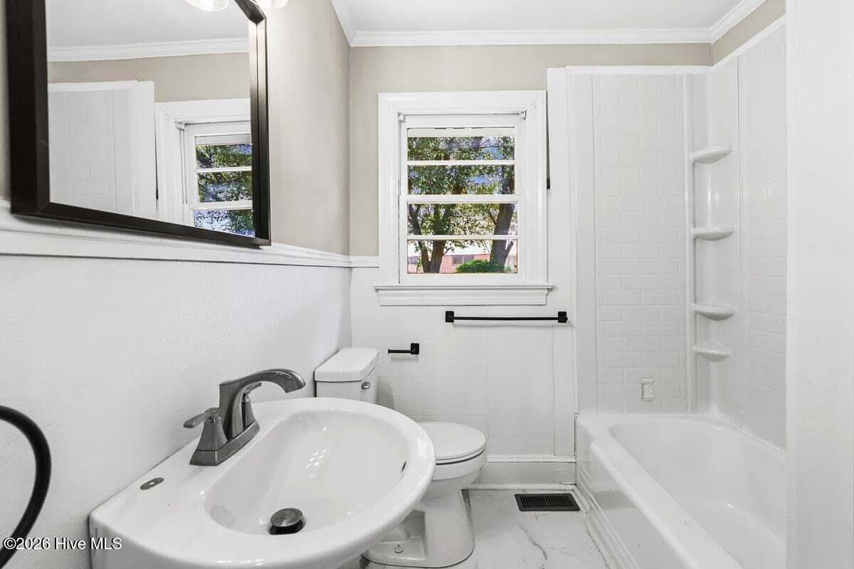 Single Family Residence at 912 N Madison Avenue, Goldsboro, NC 27530, photo 12 of 24