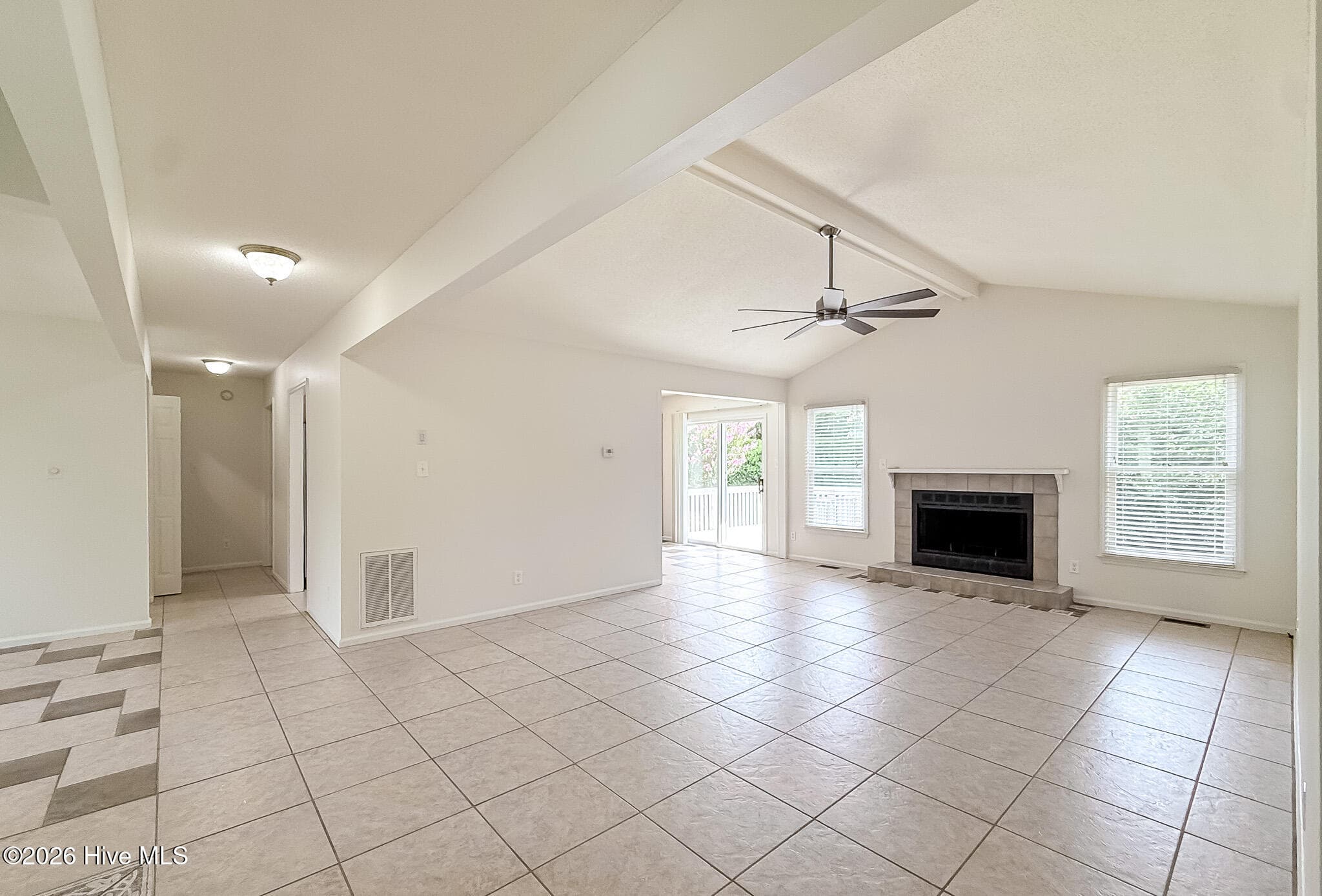 Single Family Residence at 5 Bridle Path Circle, Pinehurst, NC 28374, photo 10 of 65