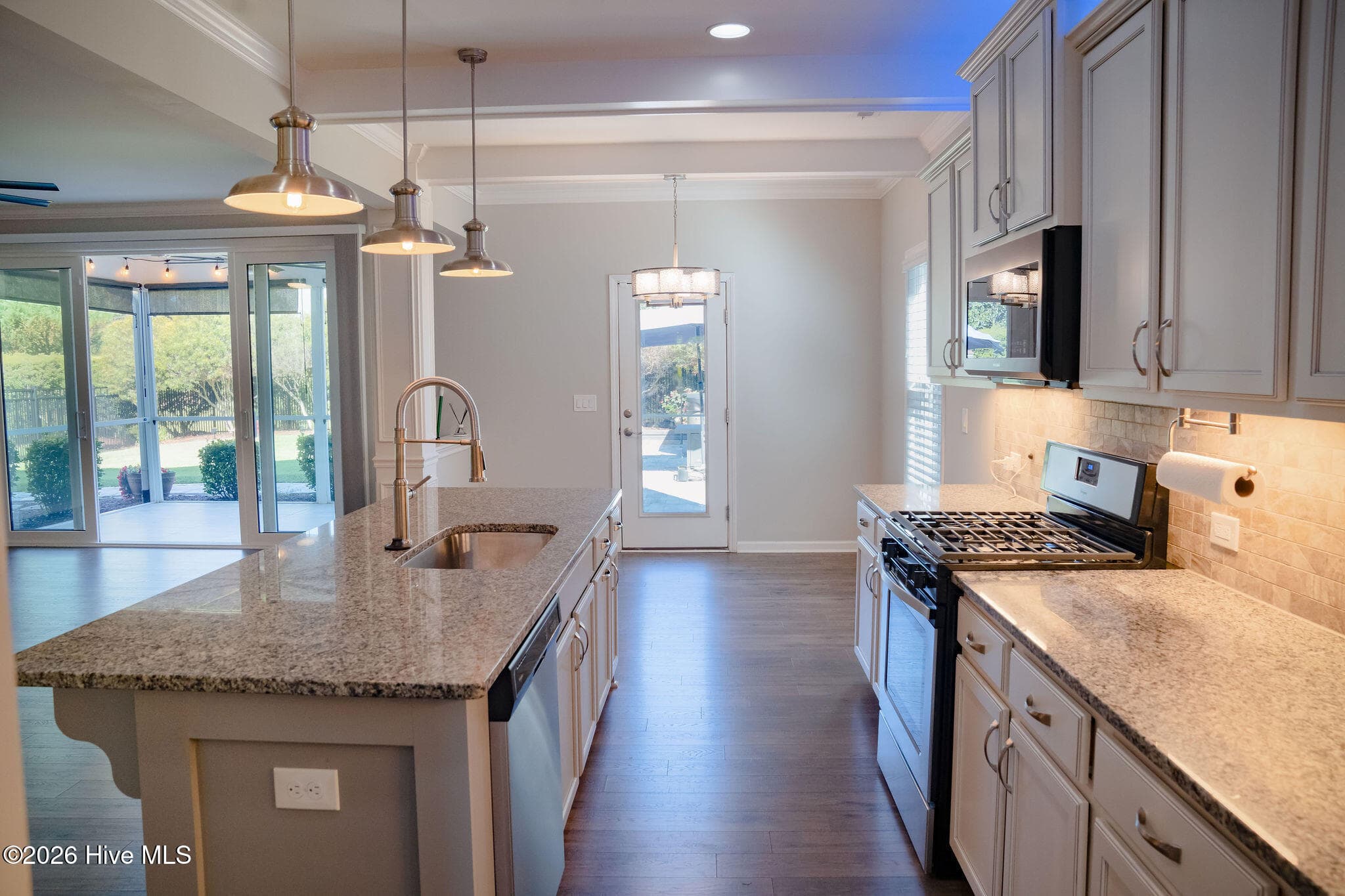 Single Family Residence at 4058 Druids Glen Drive, Leland, NC 28451, photo 23 of 118