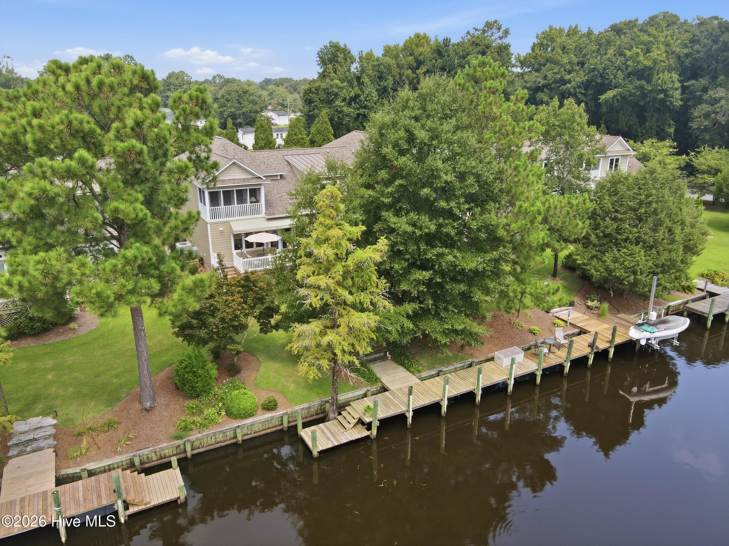 Aerial View / Waterview - 2207 Hidden Harbor Drive, New Bern, NC 28562