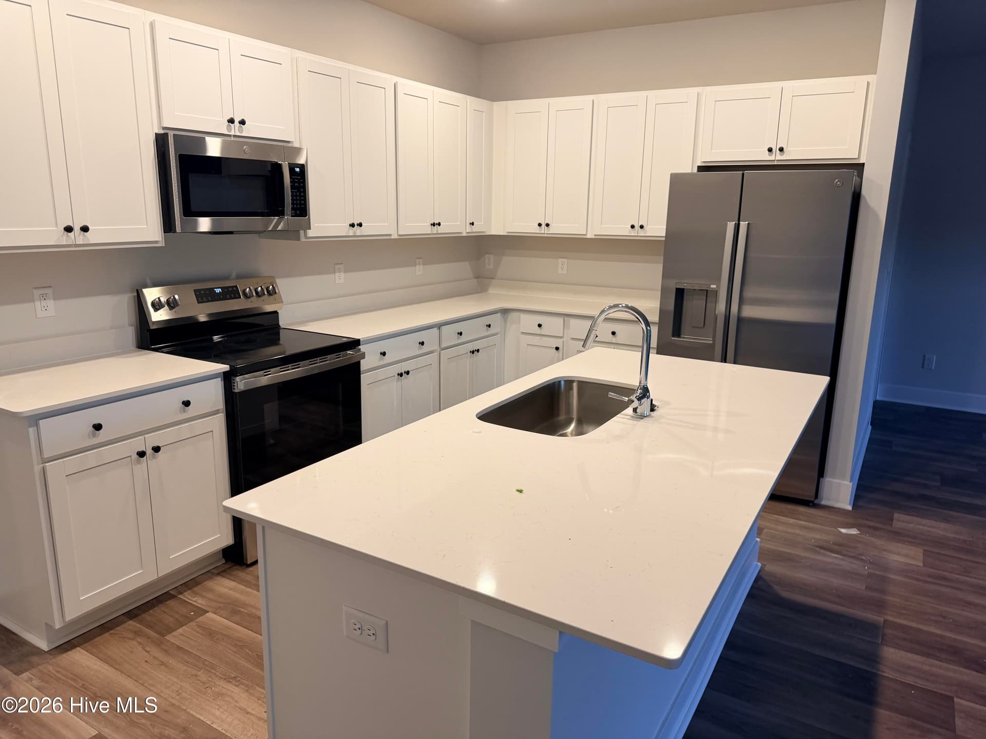 Single Family Residence at 866 Pinyon Loop SW Lot 27, Ocean Isle Beach, NC 28469, photo 22 of 57