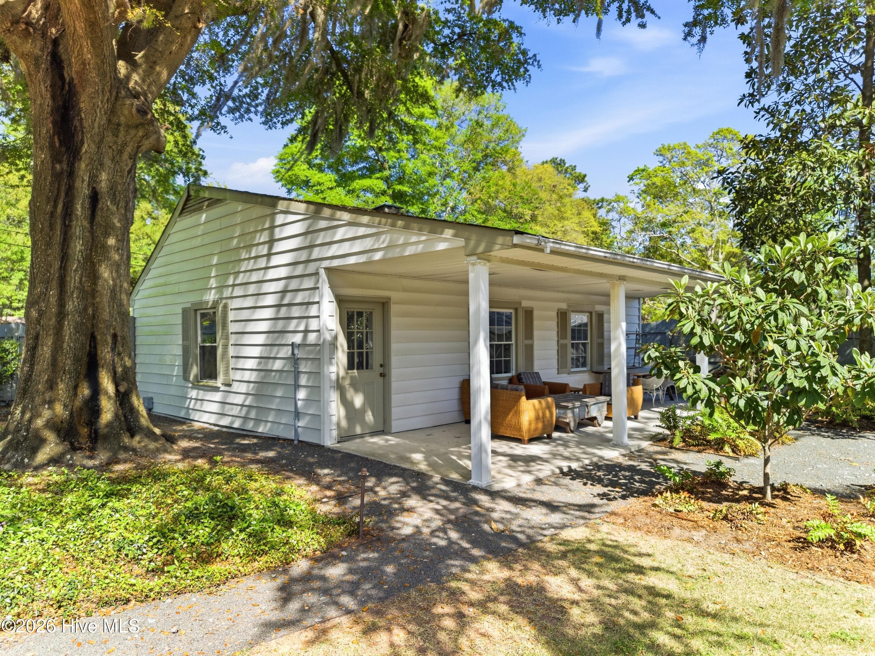 Single Family Residence at 2901 Oleander Drive, Wilmington, NC 28403, Wilmington, photo 21 of 85