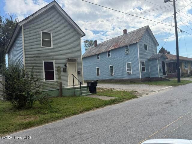 505 Roanoke Avenue, Elizabeth City, NC 27909