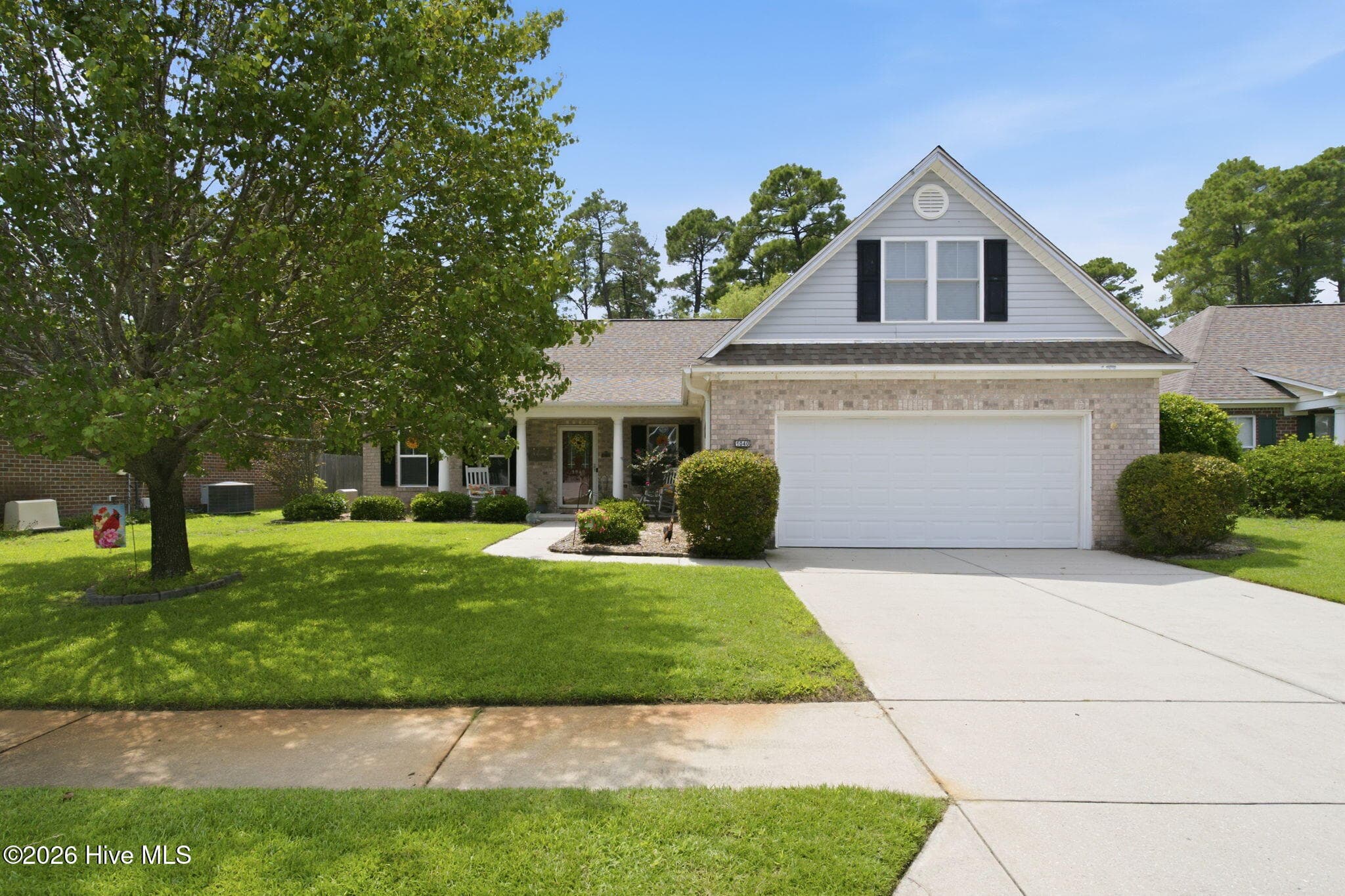 Single Family Residence at 1040 Lanterns Lane, Leland, NC 28451, photo 14 of 66