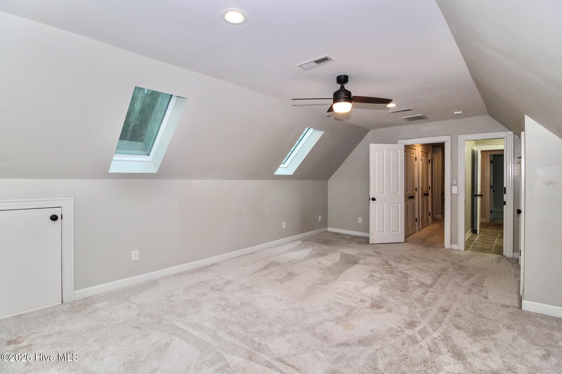 Single Family Residence at 1604 Sound Watch Drive, Wilmington, NC 28409, photo 25 of 39