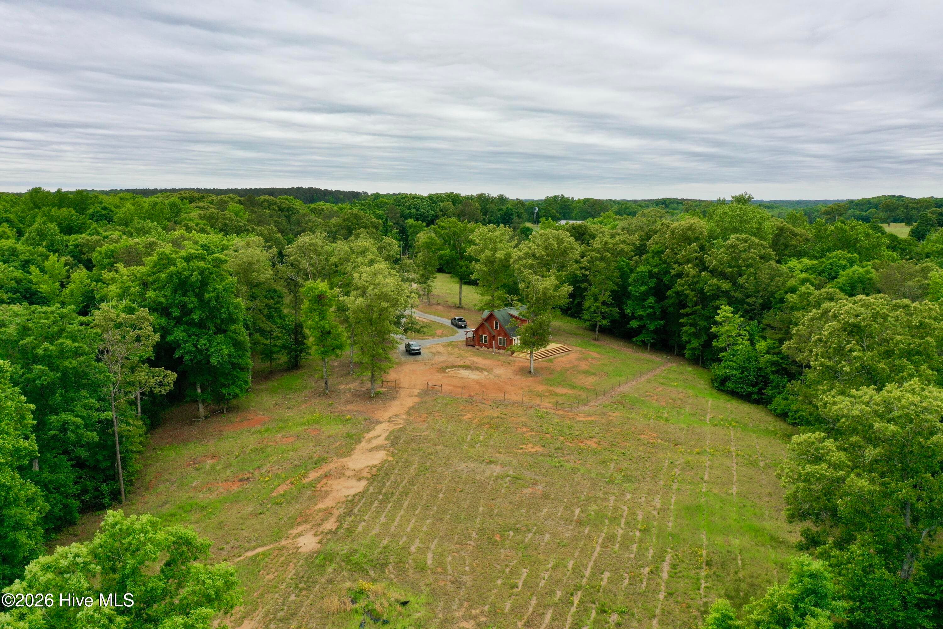 Single Family Residence at 8335 Sc 187, Iva, SC 29655, photo 3 of 17