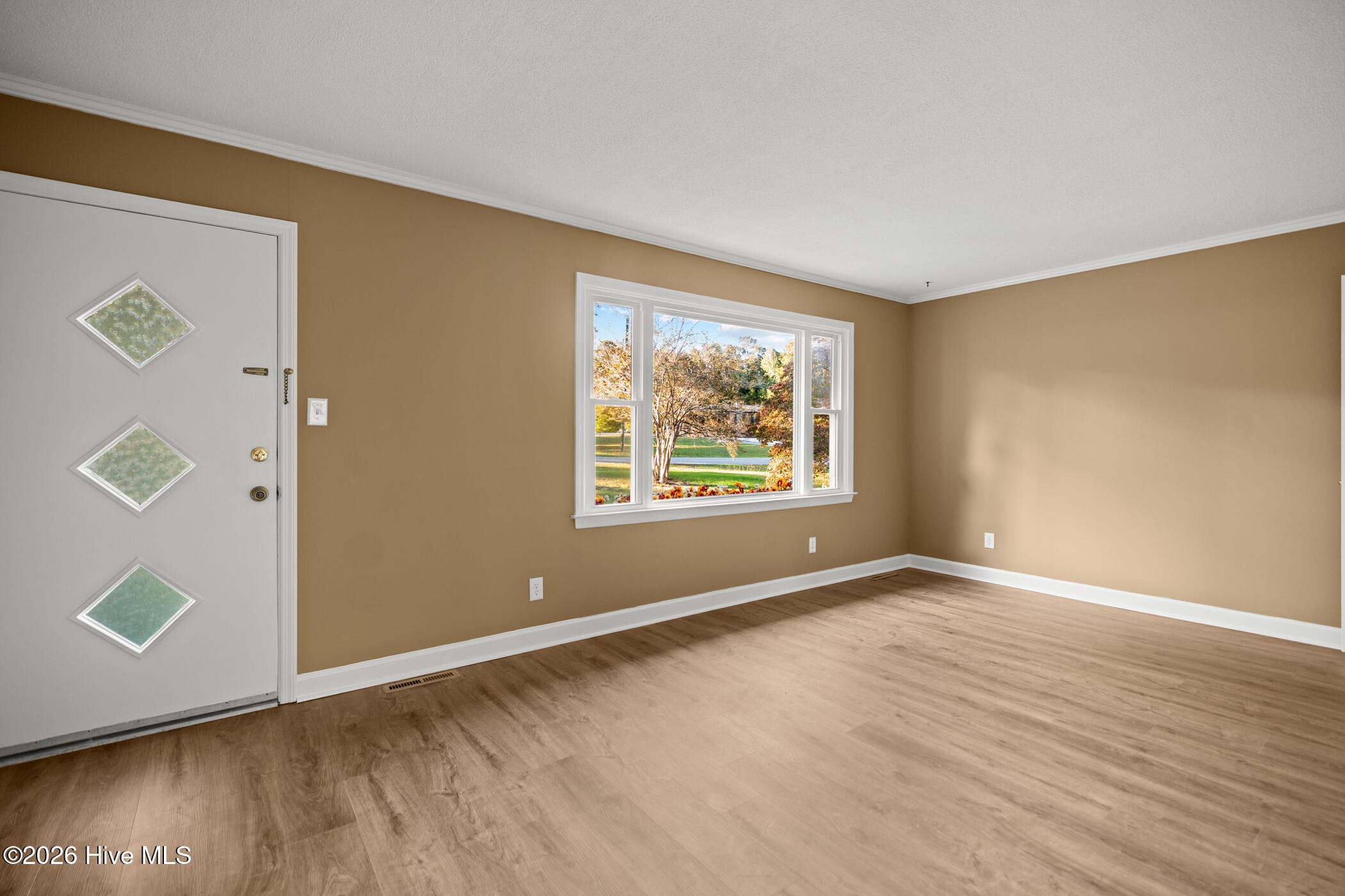 Single Family Residence at 102 Pinion Drive, Rockingham, NC 28379, photo 7 of 38