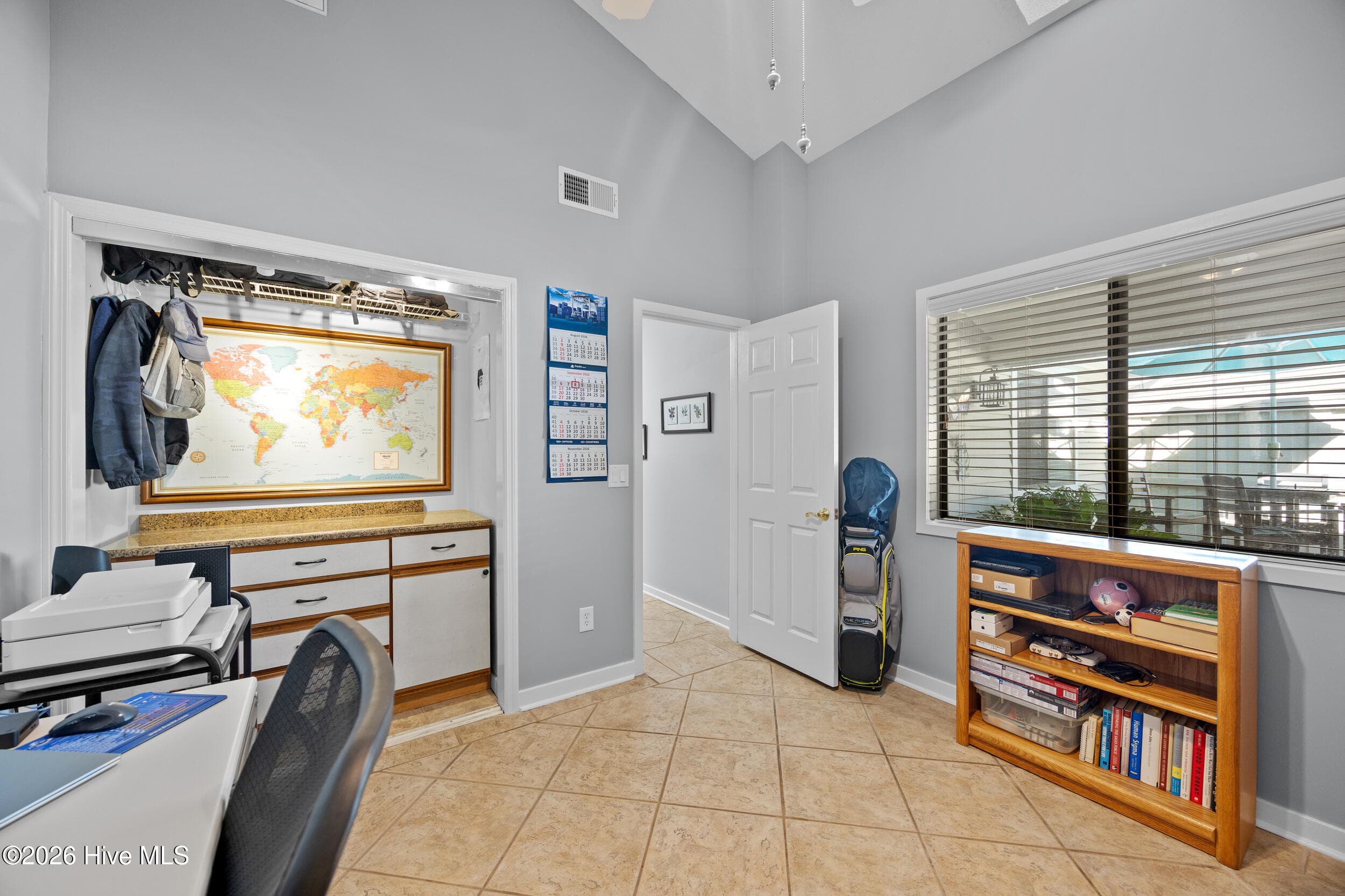 Townhouse at 208 Inland Greens Circle, Wilmington, NC 28405, photo 23 of 41