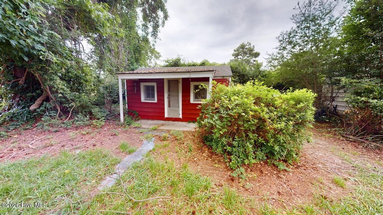 Single Family Residence at 808 W South Street W, Ahoskie, NC 27910, photo 46 of 50