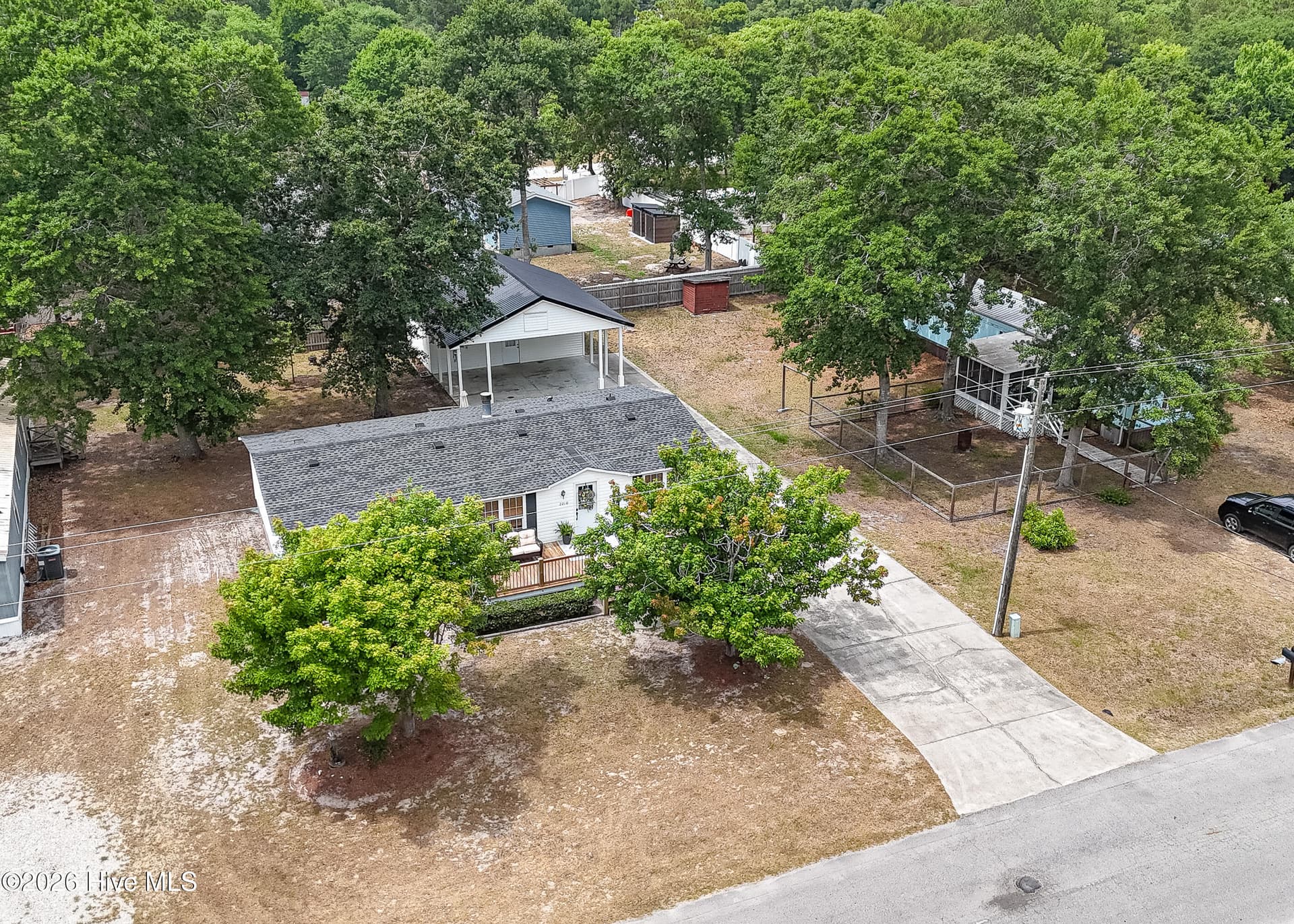 Manufactured Home at 2210 Forest Drive SW, Supply, NC 28462, photo 38 of 41