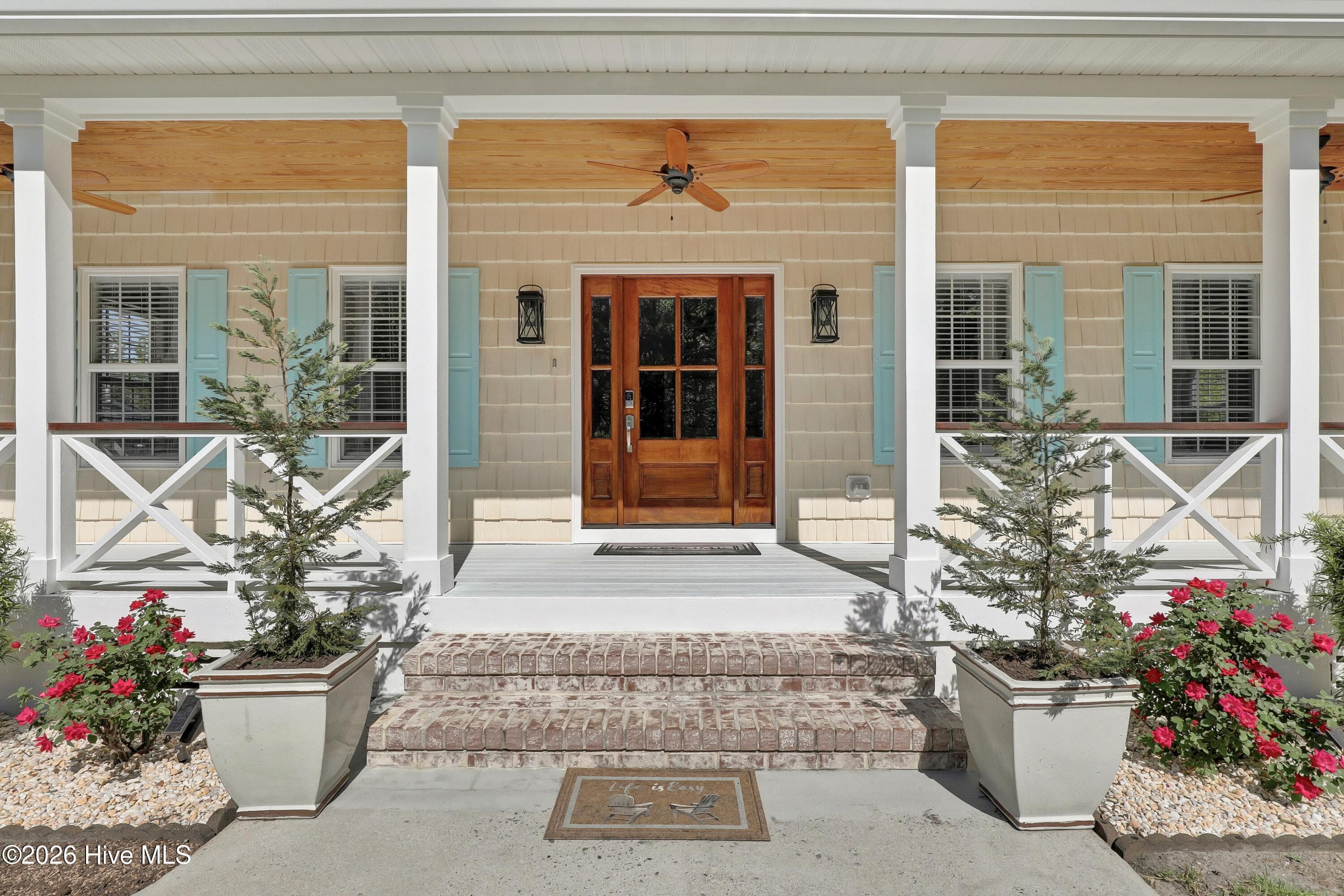 Single Family Residence at 353 Washington Acres Road, Hampstead, NC 28443, photo 10 of 68
