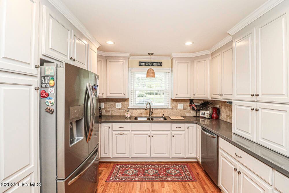 Single Family Residence at 325 Old Coach Road, Rocky Mount, NC 27804, photo 2 of 3