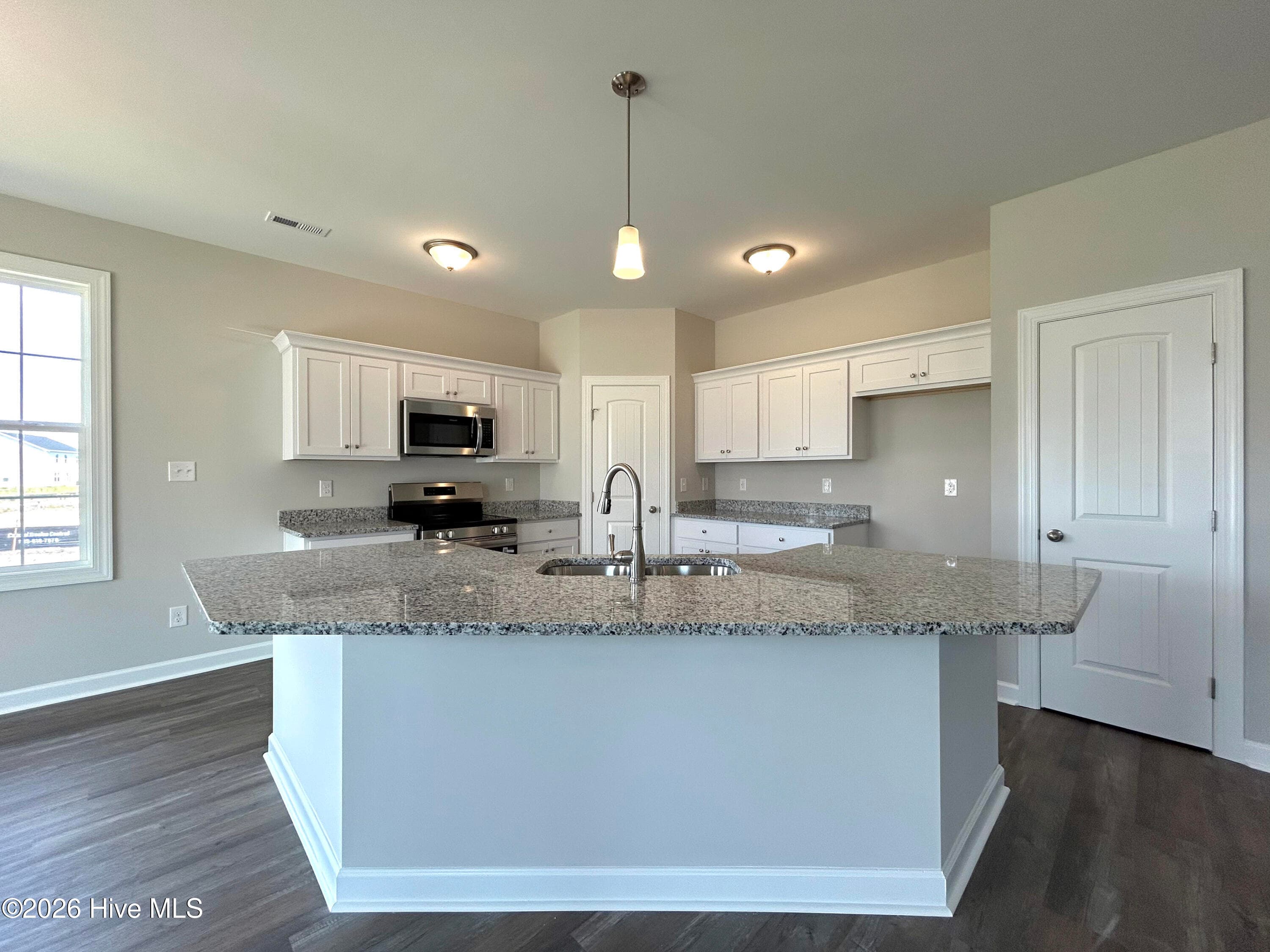Single Family Residence at 824 Hidden Bridge Drive, Jacksonville, NC 28546, photo 34 of 54