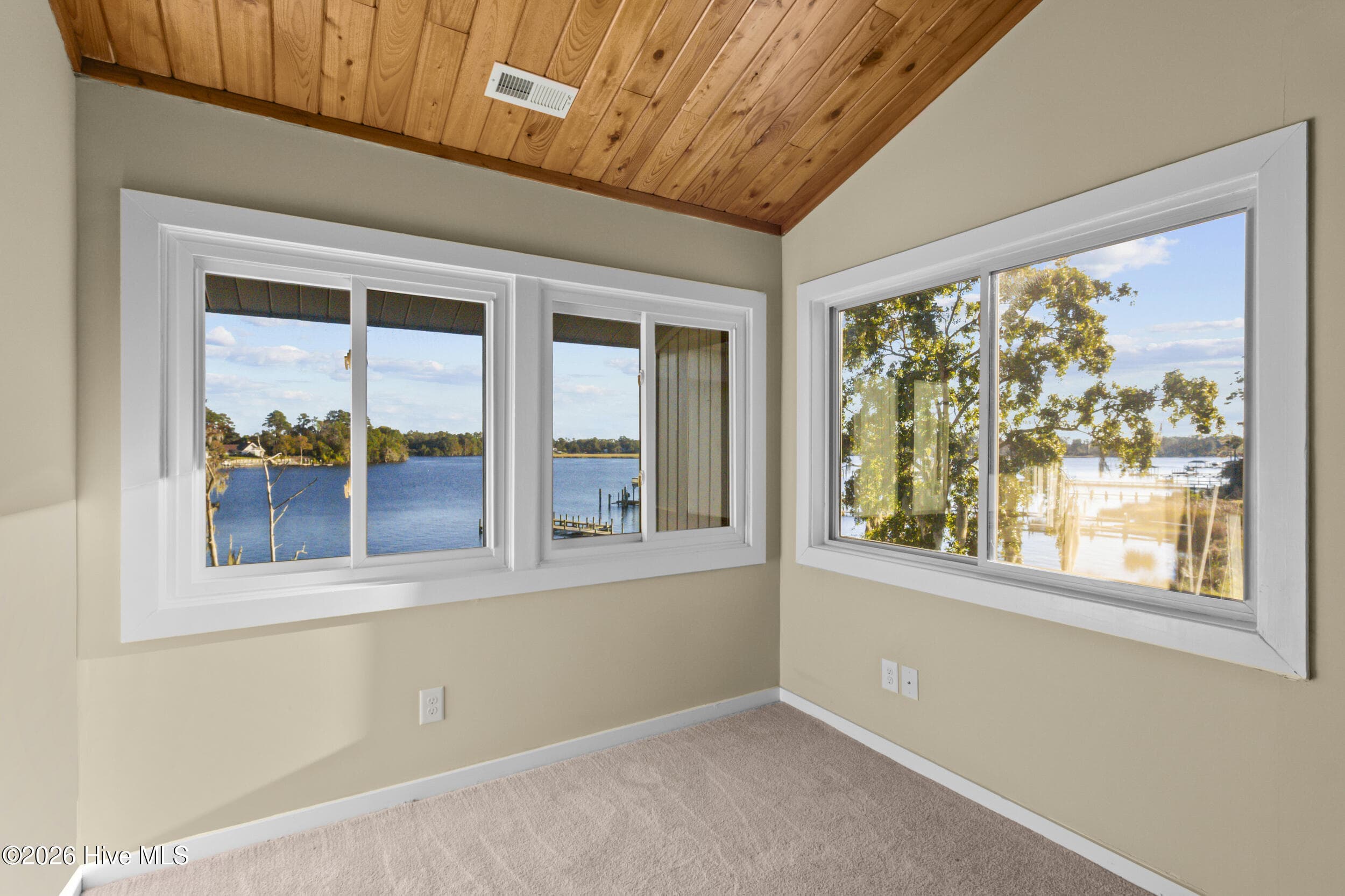 Owners Suite - 5 Batts Hill Road, New Bern, NC 28562