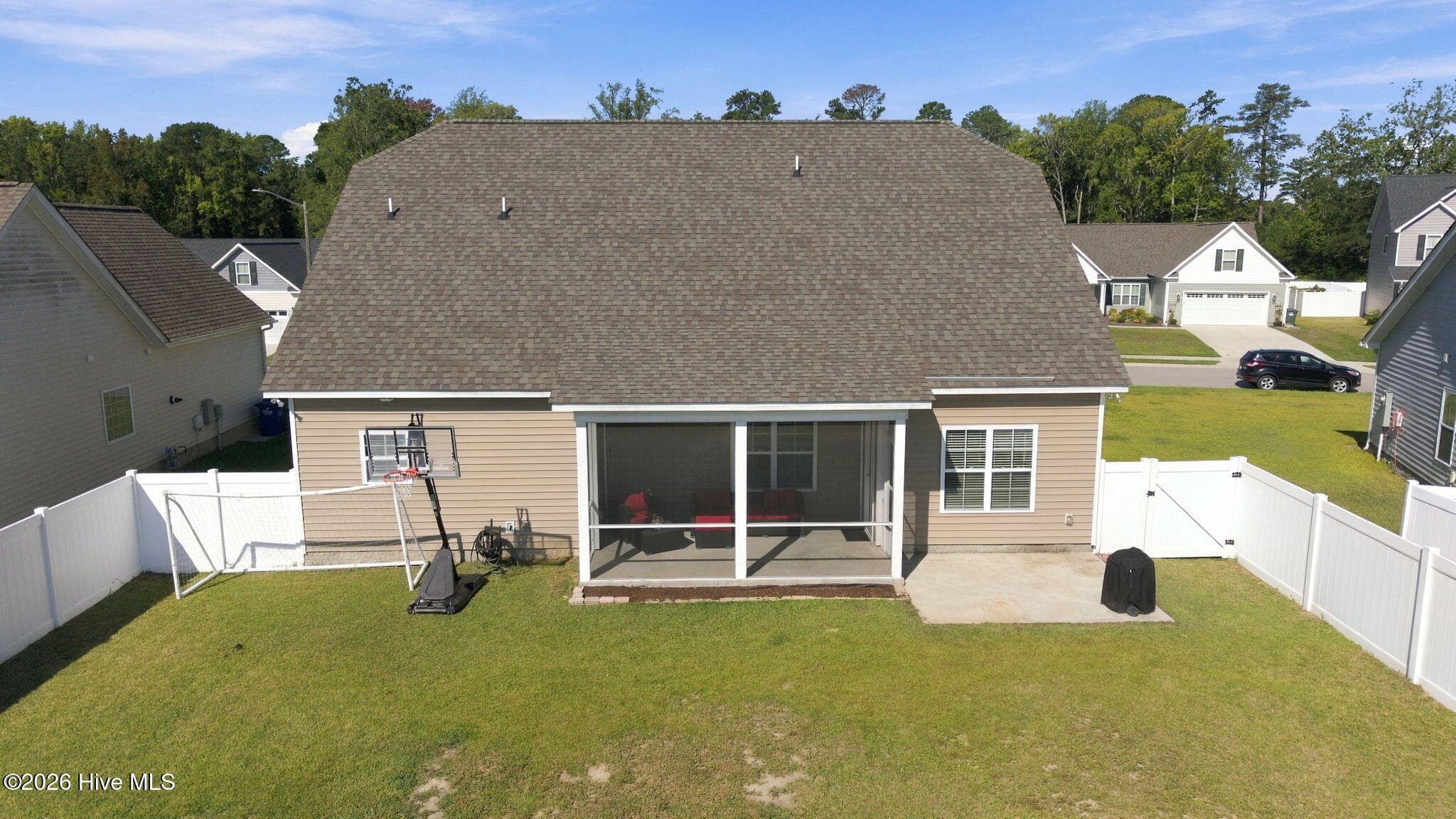 Single Family Residence at 613 Knoll Circle, Greenville, NC 27858, photo 41 of 52