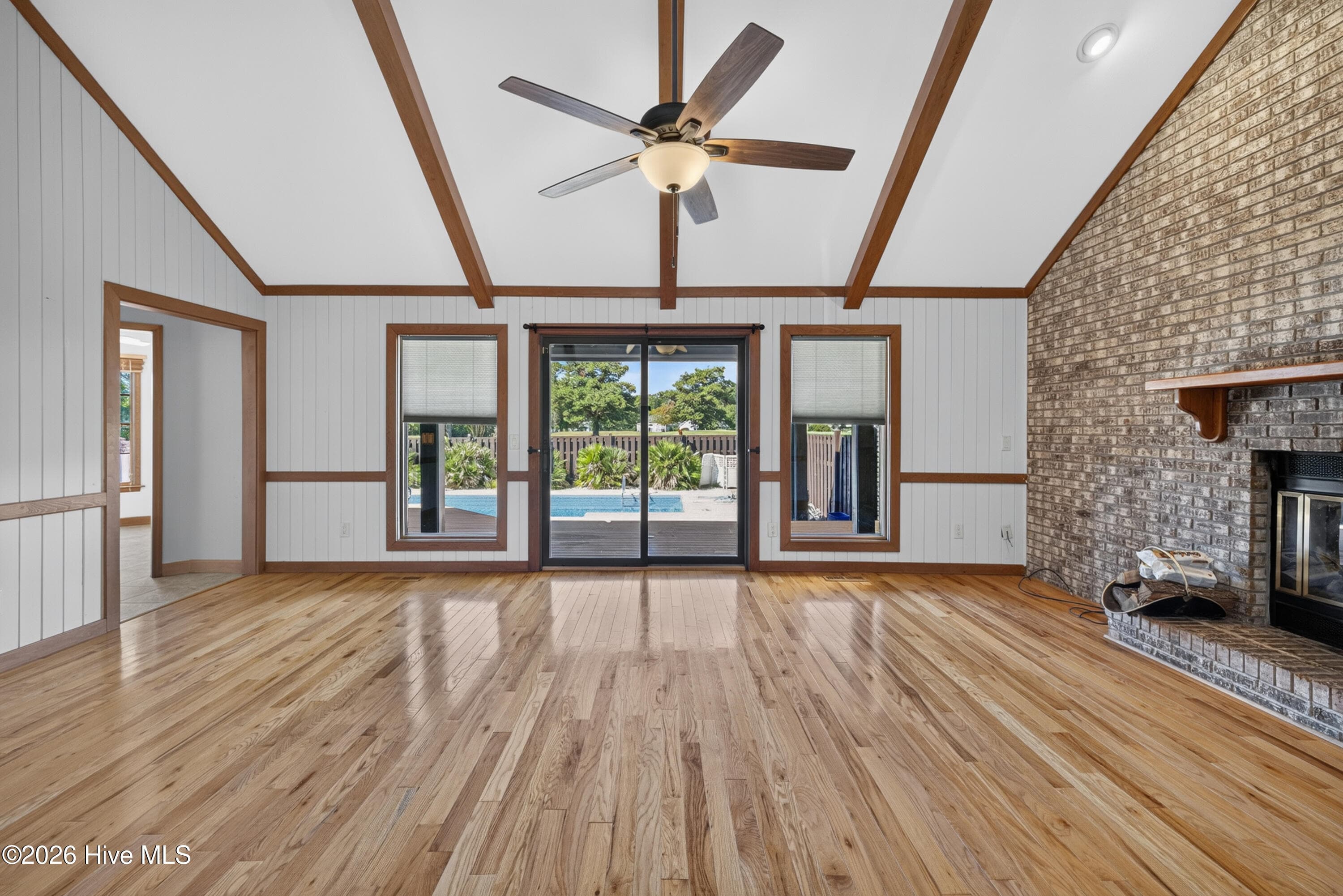 Single Family Residence at 106 Bogey Court, Hampstead, NC 28443, photo 19 of 52