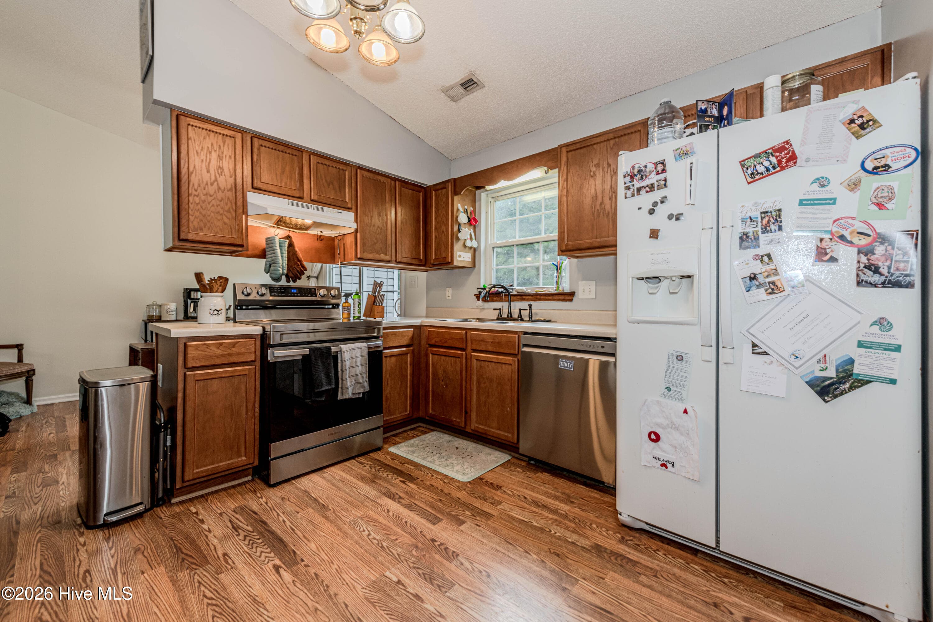 Single Family Residence at 106 Linden Road, Richlands, NC 28574, photo 17 of 124