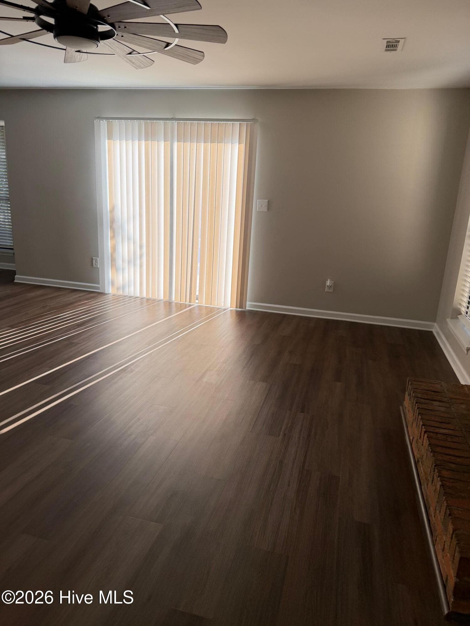 Family Room - 7012 N Northbend Road, Wilmington, NC 28411