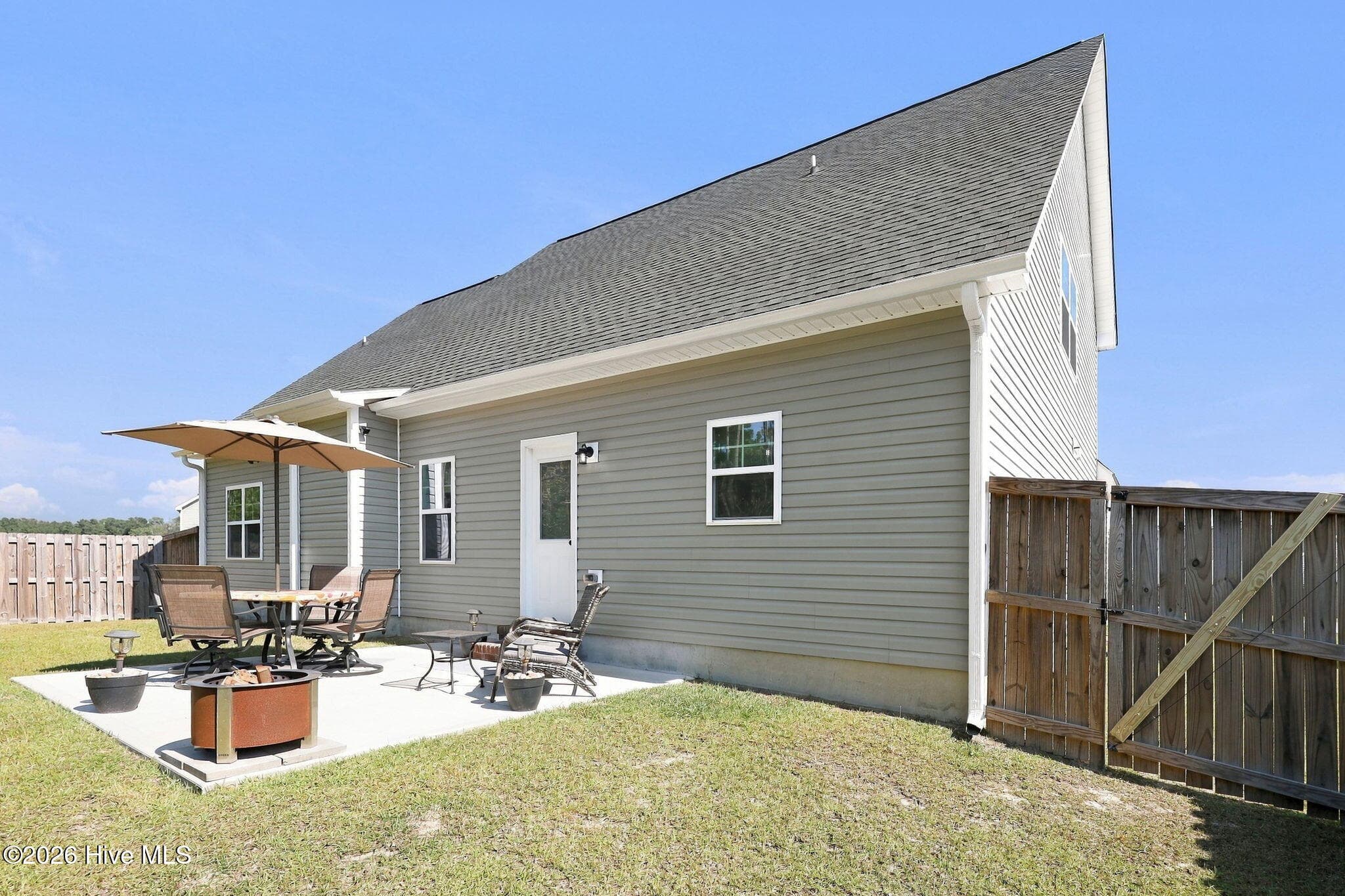 Single Family Residence at 819 Cooke Drive, Hubert, NC 28539, photo 38 of 53