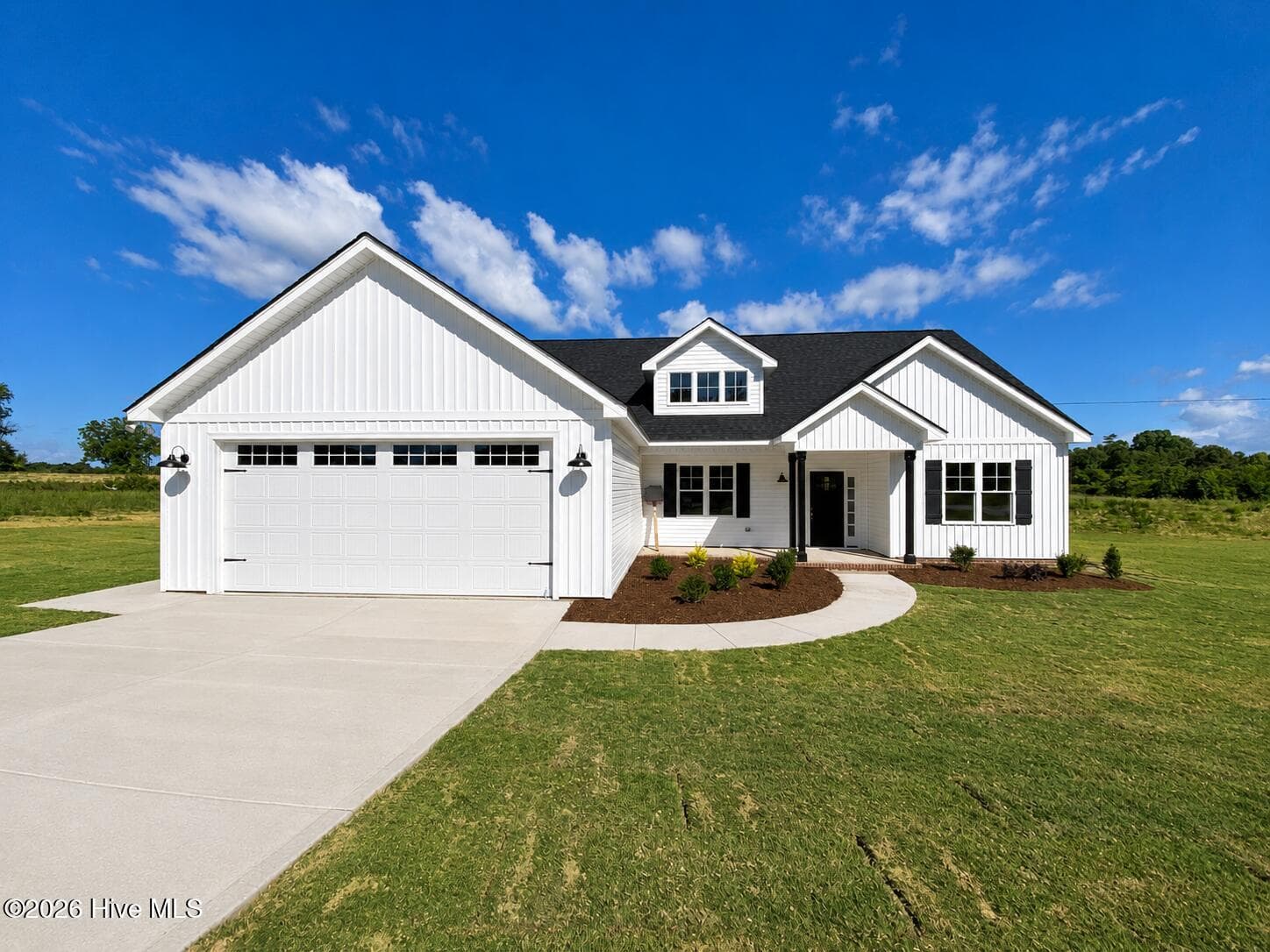 Single Family Residence at 205 N Rabbit Run Drive, Smithfield, NC 27577, photo 7 of 127
