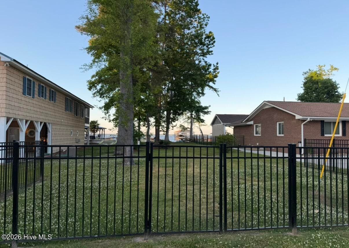 deeded lake access - 2704 Waccamaw Shores Road, Lake Waccamaw, NC 28450