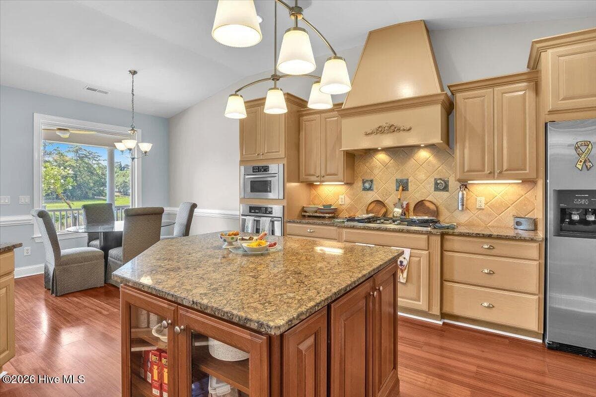 Single Family Residence at 609 Sawgrass Road, Hampstead, NC 28443, photo 17 of 105