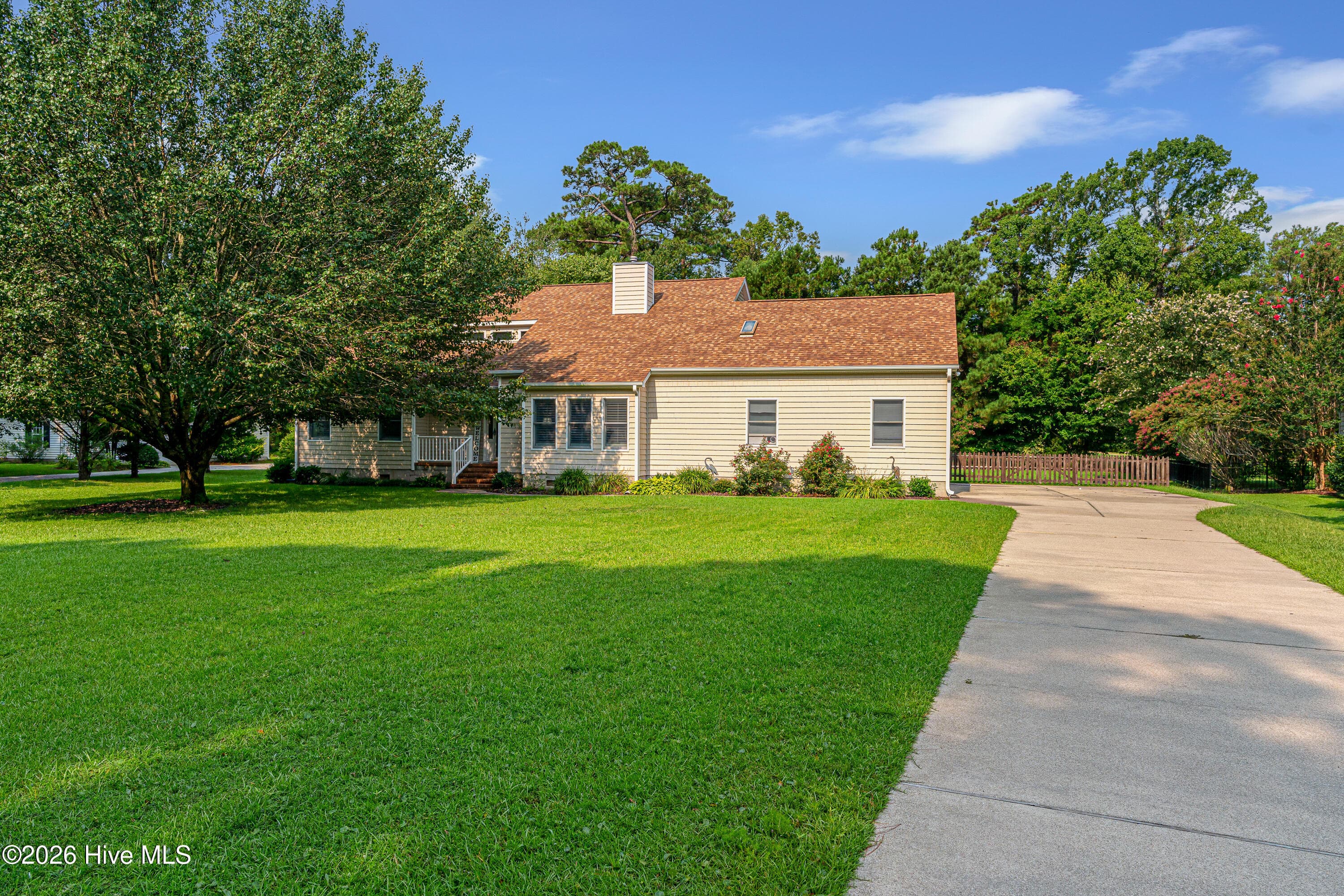 Single Family Residence at 415 Hillcrest Drive, Morehead City, NC 28557, photo 49 of 61