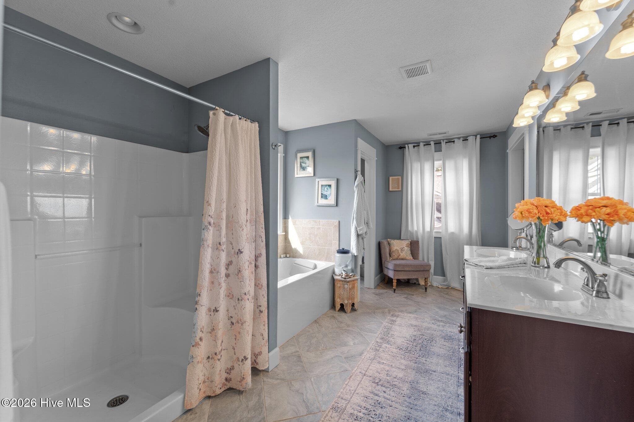 Single Family Residence at 206 Sunrise Crossing Drive, Kill Devil Hills, NC 27948, photo 15 of 24