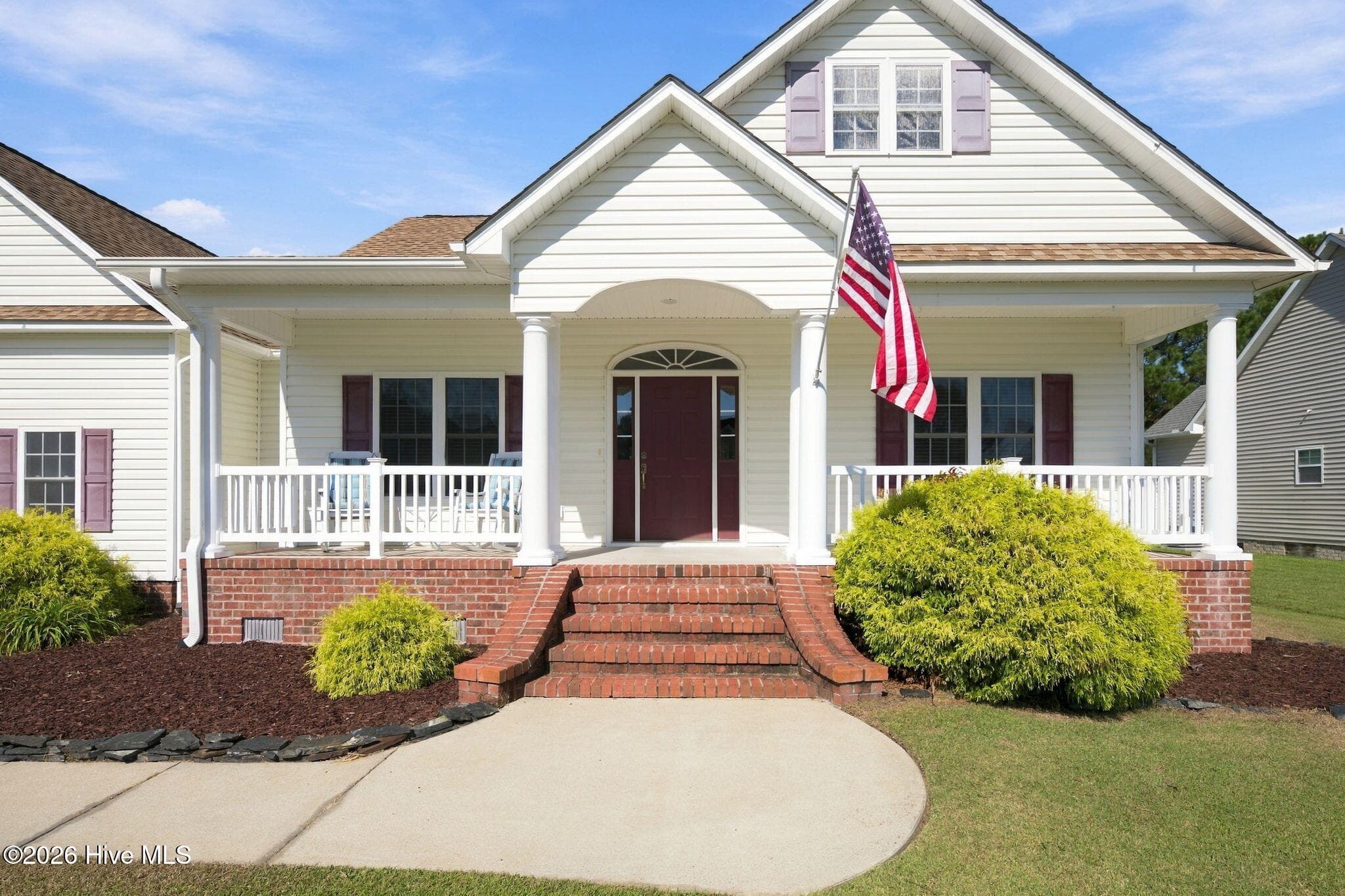 Single Family Residence at 124 Mom Lane, New Bern, NC 28562, photo 3 of 46
