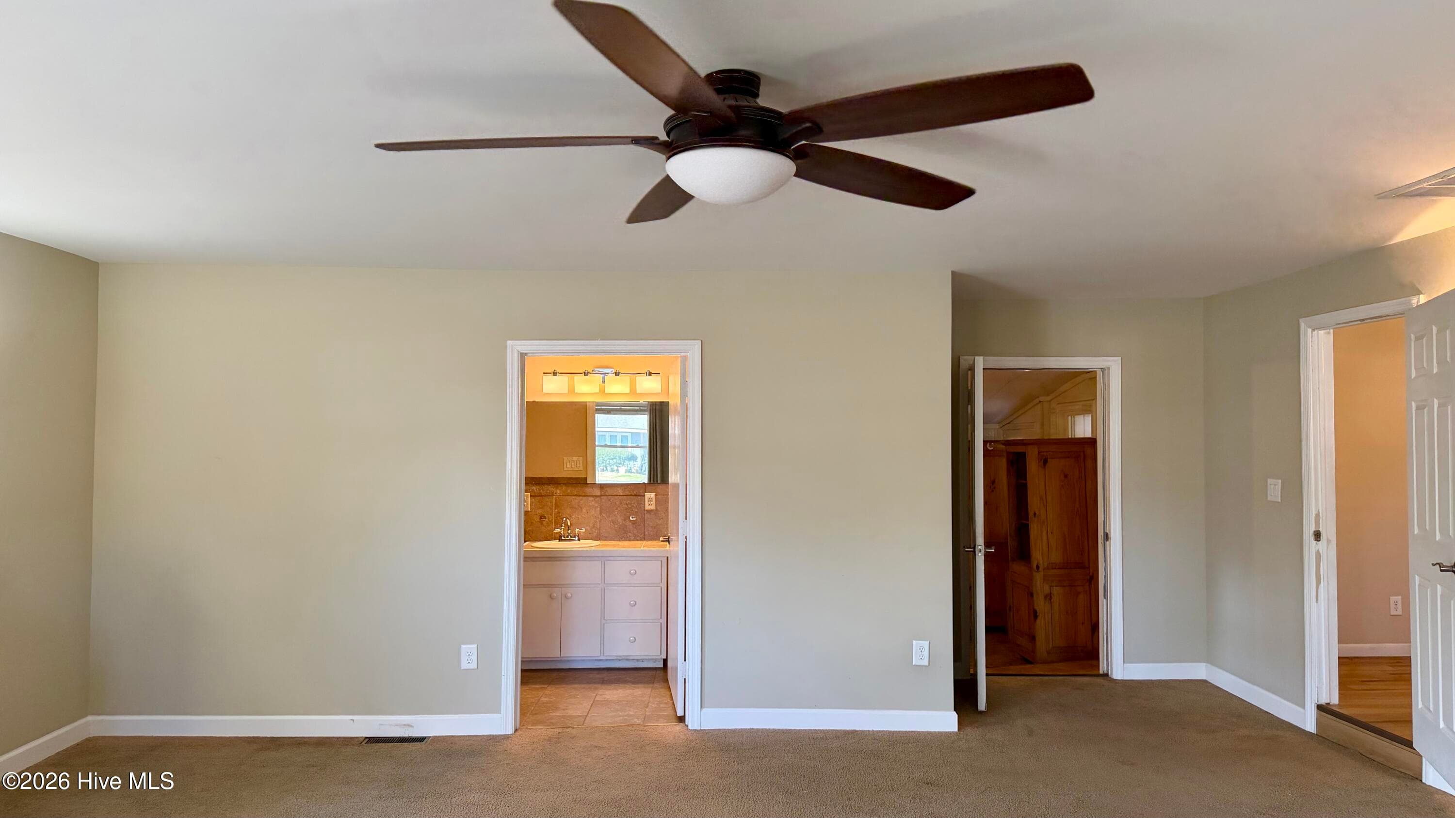 Single Family Residence at 1113 Cherry Tree Drive, New Bern, NC 28562, photo 35 of 80