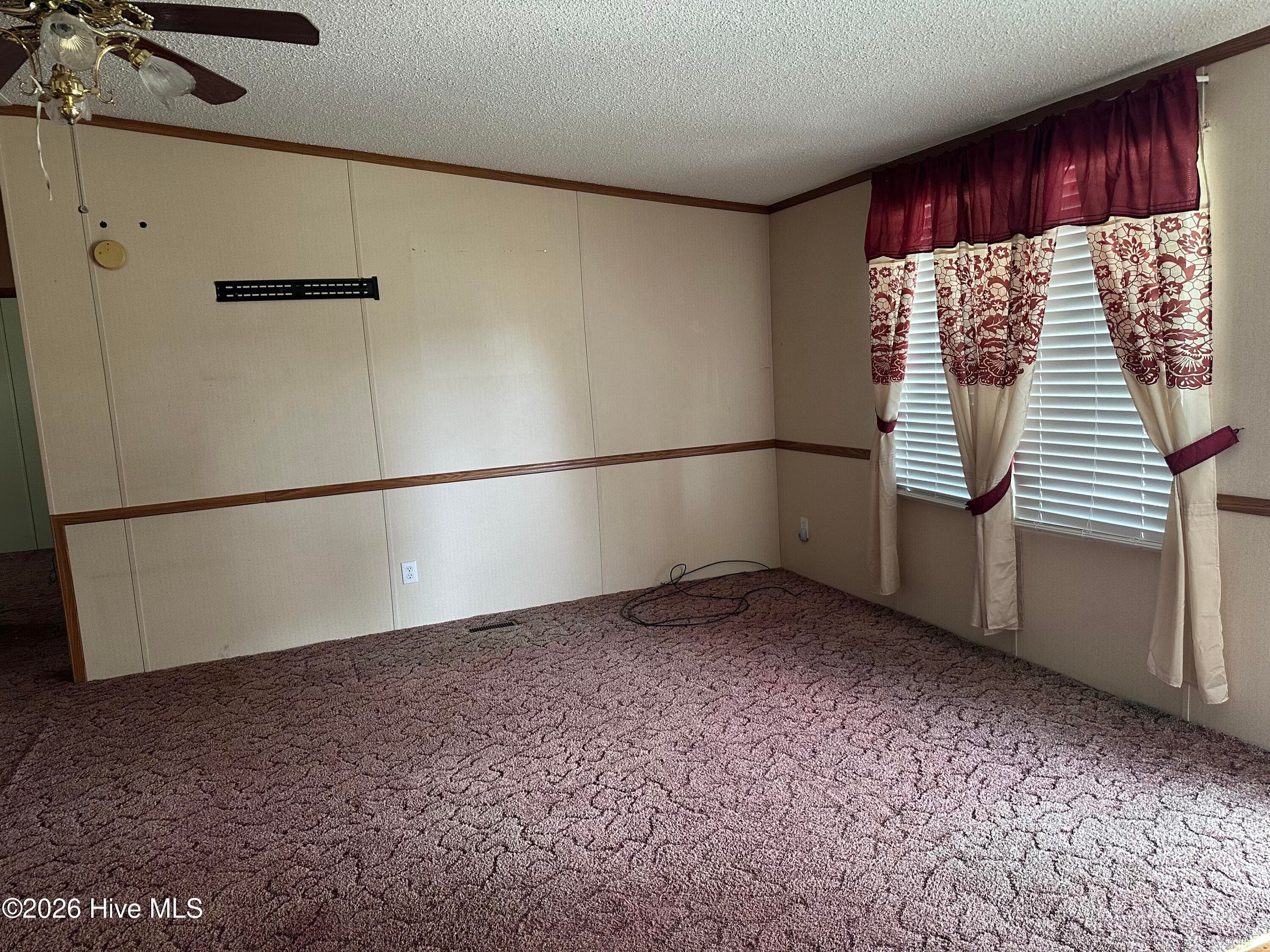Manufactured Home at 80 Lancaster Farm Road, Whitakers, NC 27891, photo 7 of 12
