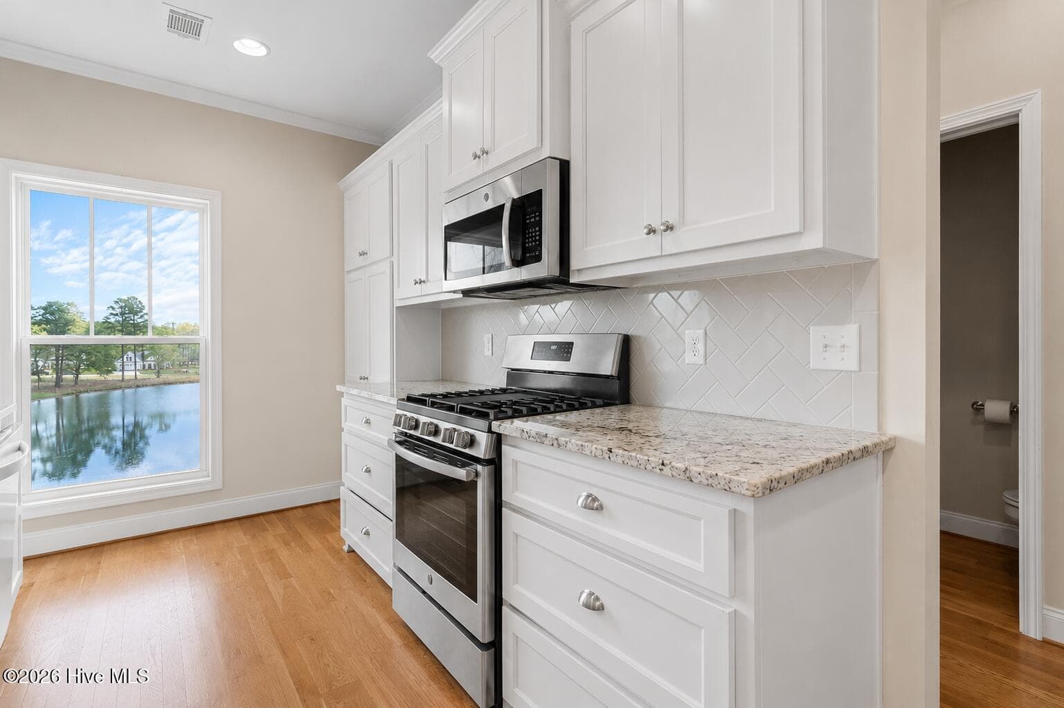 Single Family Residence at 325 Dove Lake Drive, North Augusta, SC 29841, photo 15 of 68