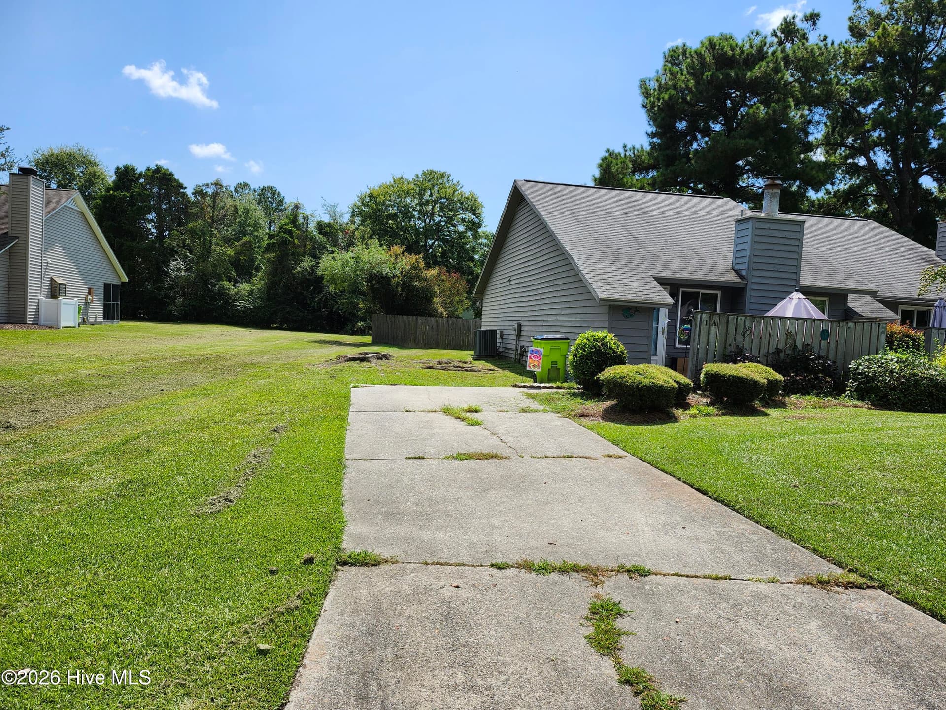 Townhouse at 1 Mulberry Lane A, New Bern, NC 28562, photo 4 of 44
