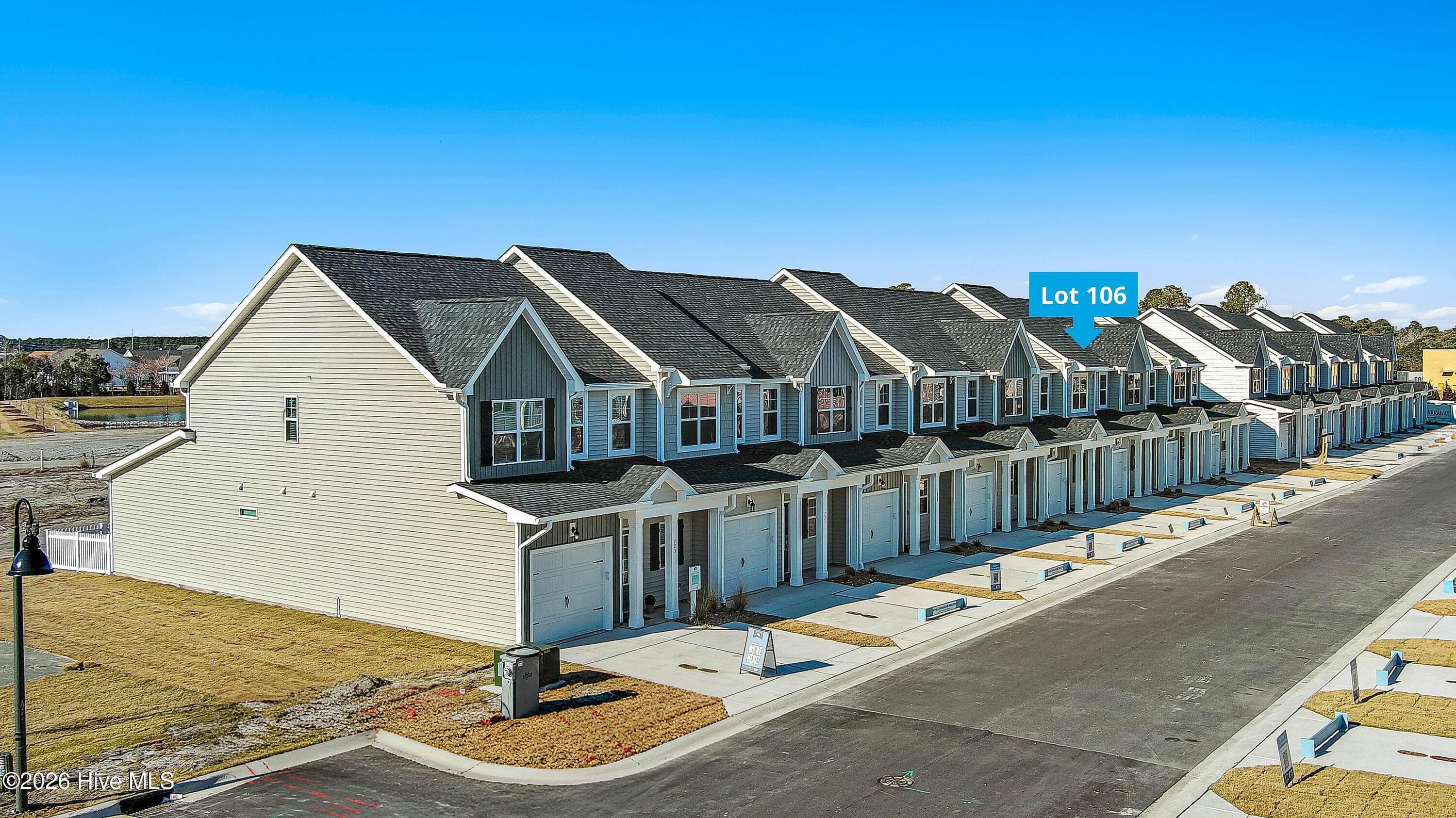 Townhouse at 233 Cline Way Unit 106, Beaufort, NC 28516, photo 7 of 42