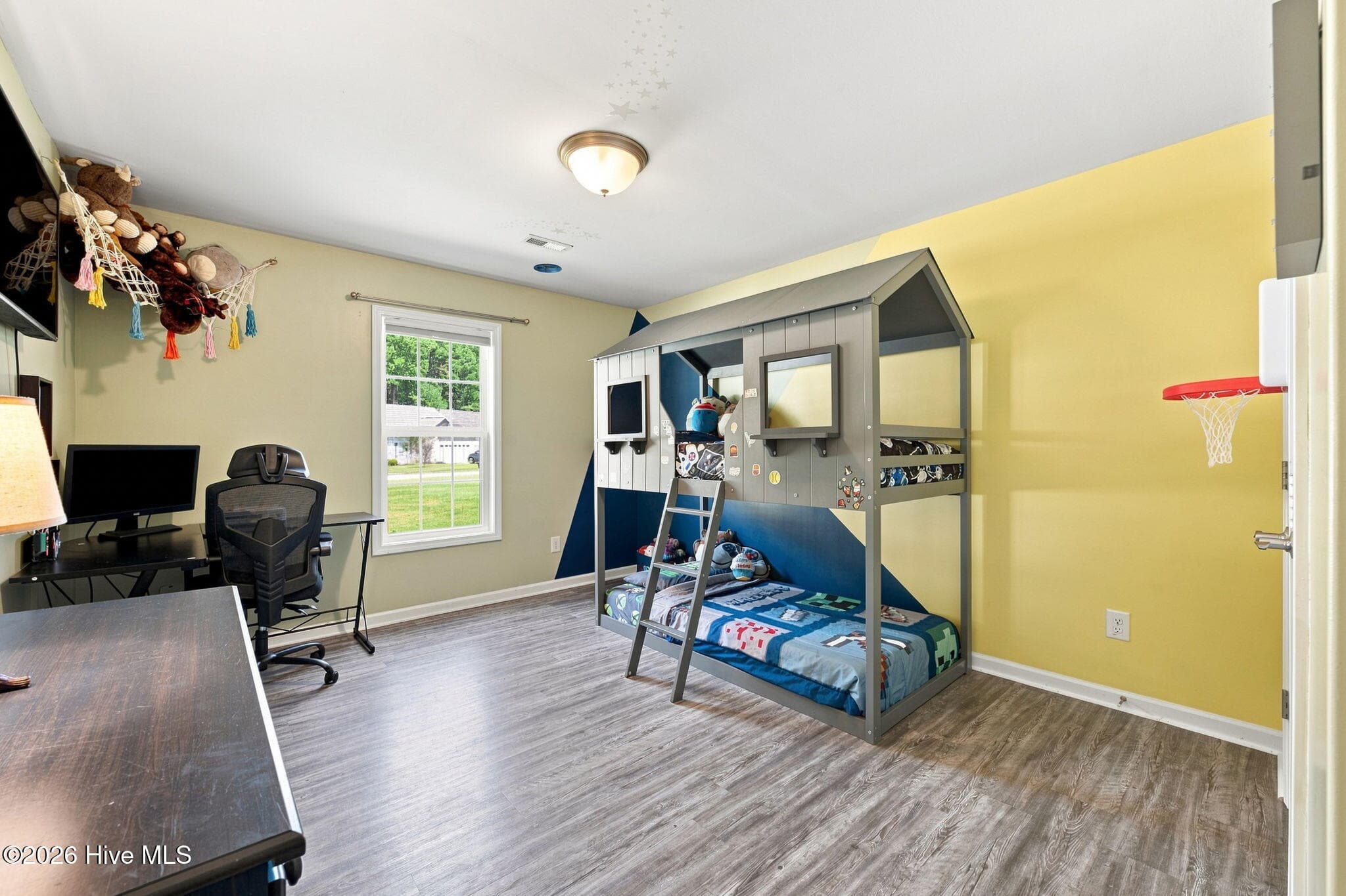 Single Family Residence at 345 Station House Road, New Bern, NC 28562, photo 22 of 50