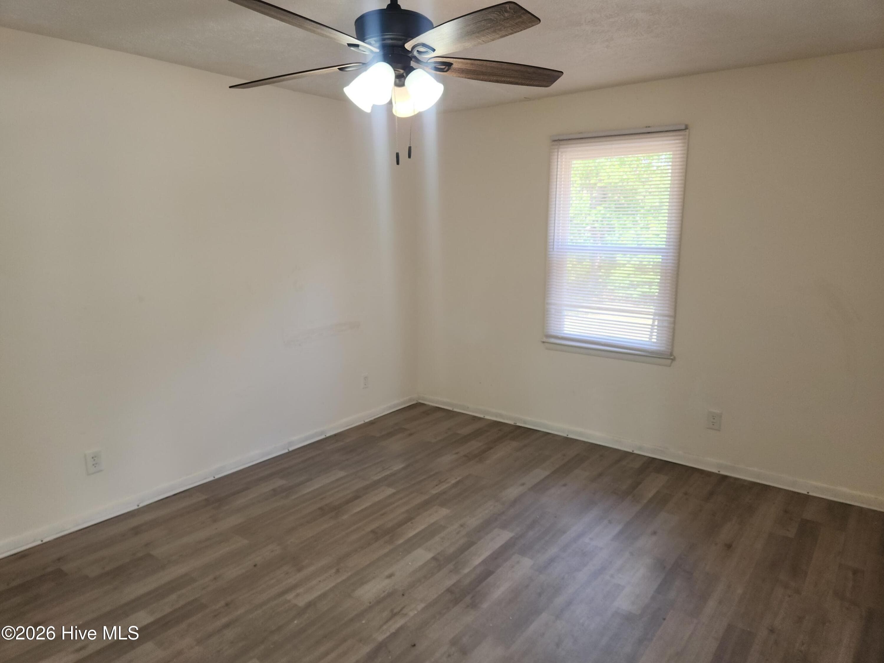 Single Family Residence at 616 N Pine Street, Roseboro, NC 28382, photo 11 of 34
