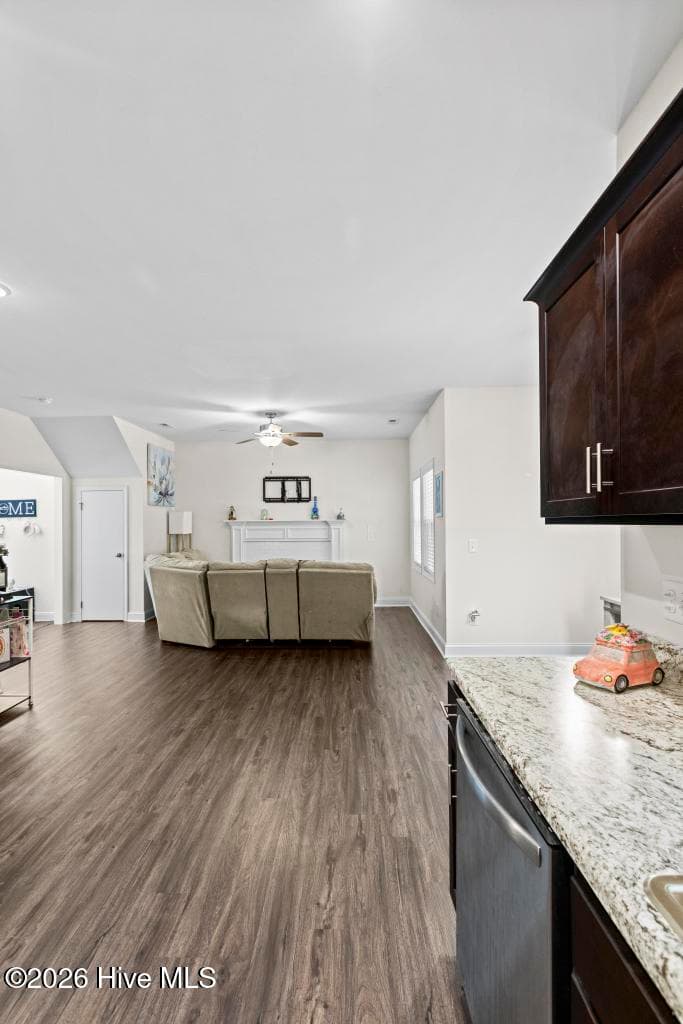 Single Family Residence at 150 Broadleaf Drive, Jacksonville, NC 28546, photo 19 of 52