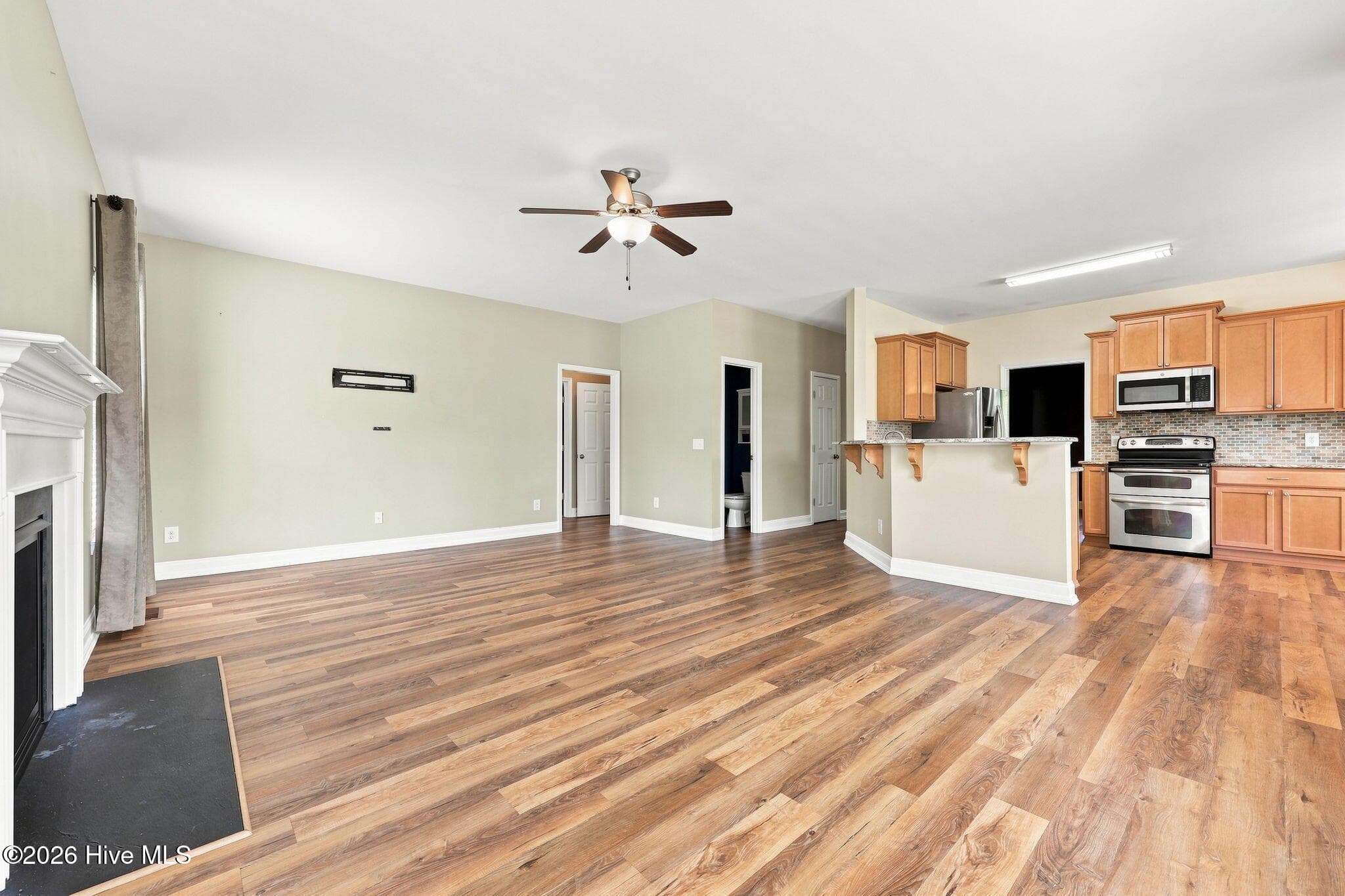 Living Room - 1284 L Cooper Road, Cameron, NC 28326