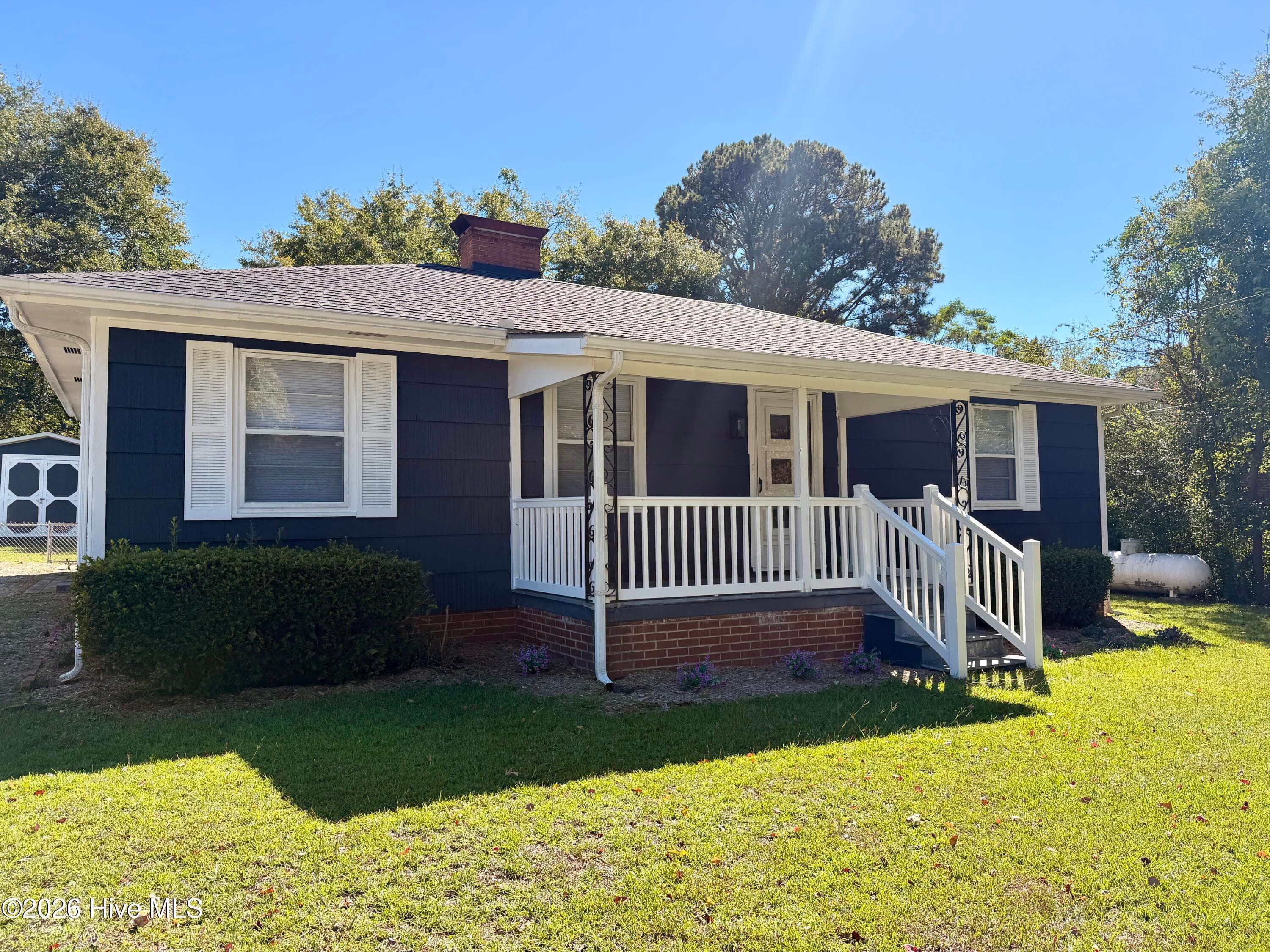 Single Family Residence at 910 Pittman Street, Goldsboro, NC 27530, photo 3 of 26