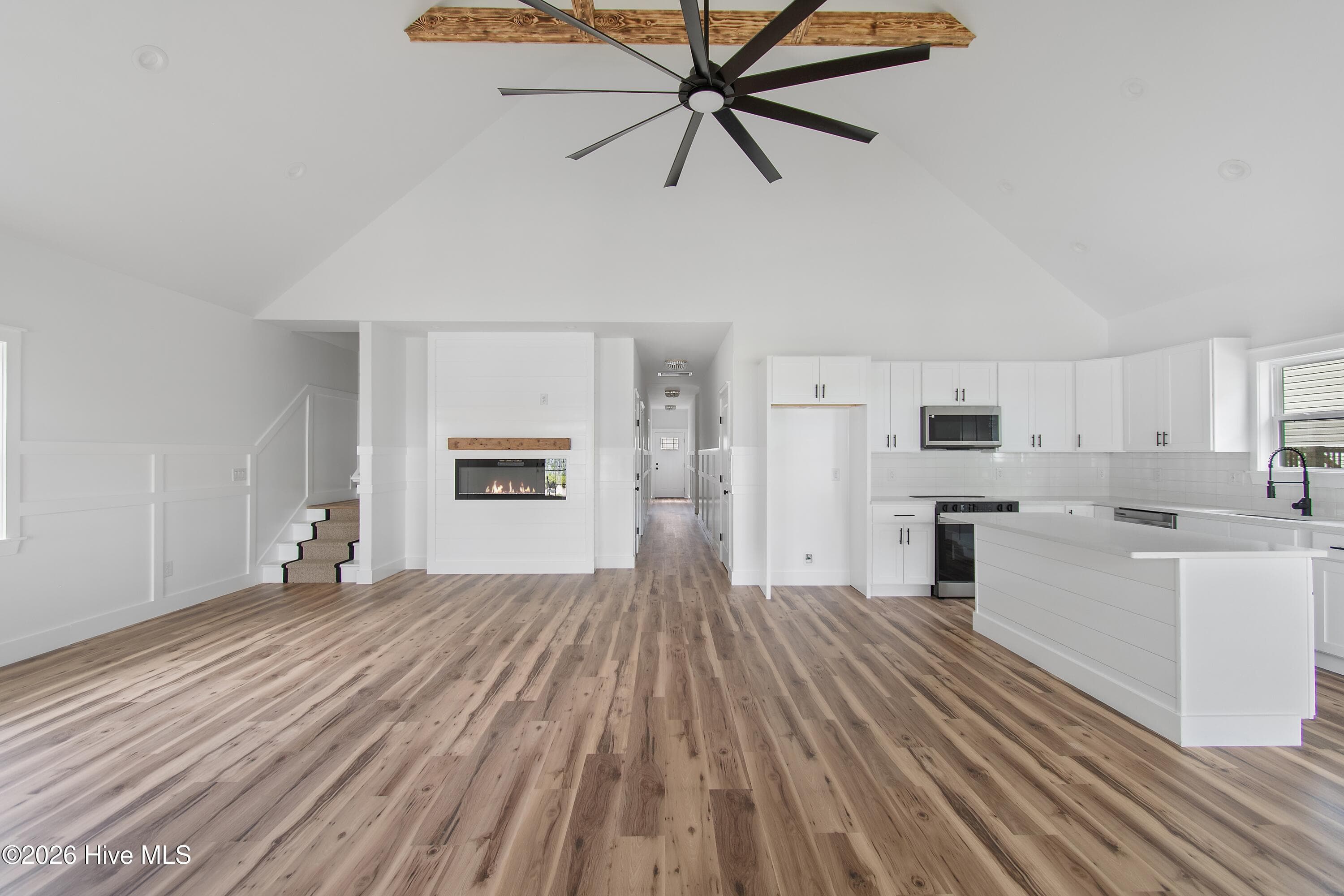 104 NW 23rd Street, Oak Island, NC 28465