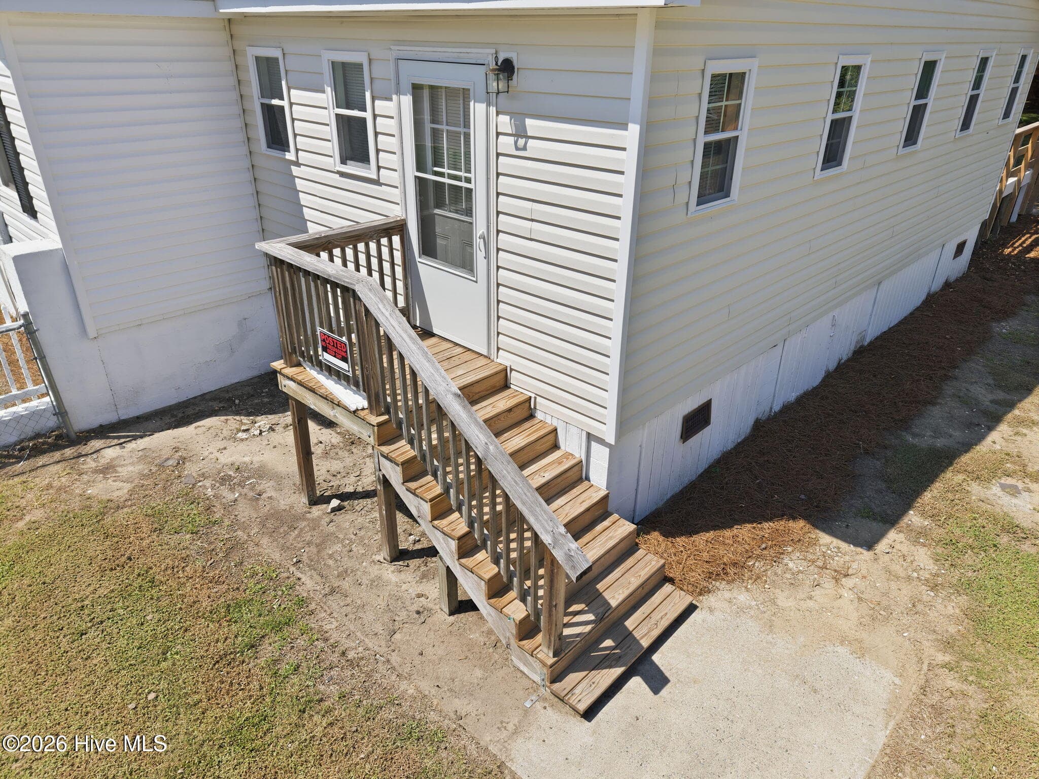 Single Family Residence at 17 Old Fort Shores Road, Chocowinity, NC 27817, photo 33 of 46